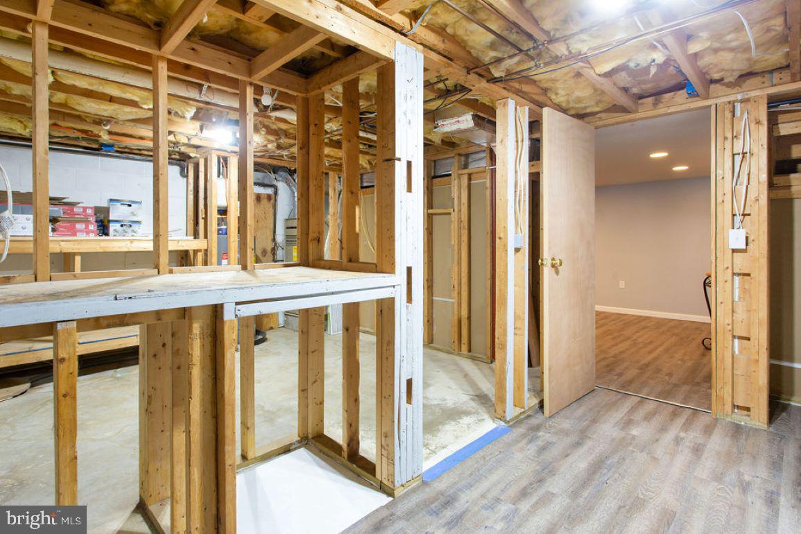 MCSHERRYSTOWN - Residential