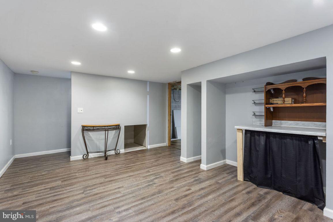 MCSHERRYSTOWN - Residential