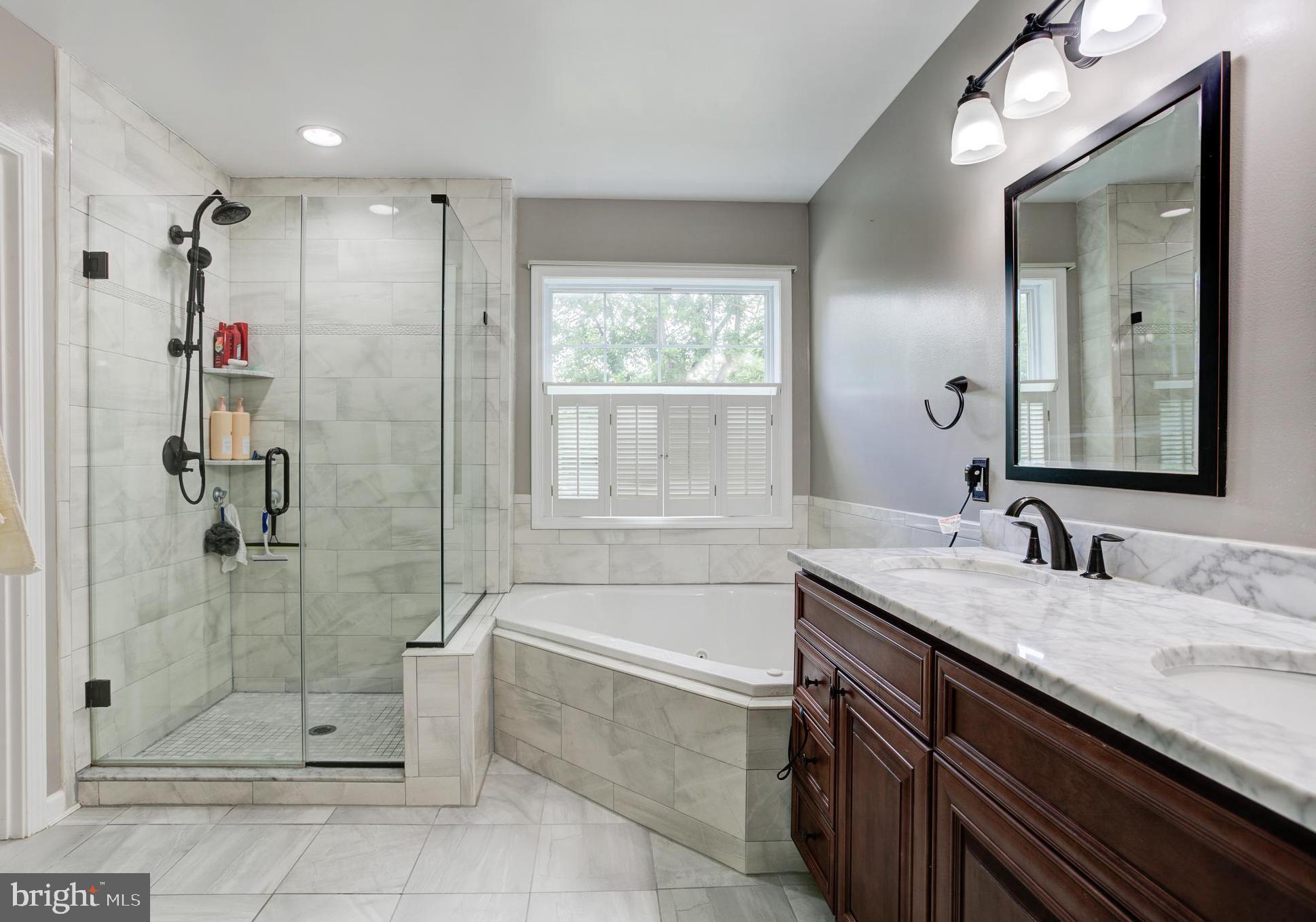 CRESTVIEW ACRES - Residential