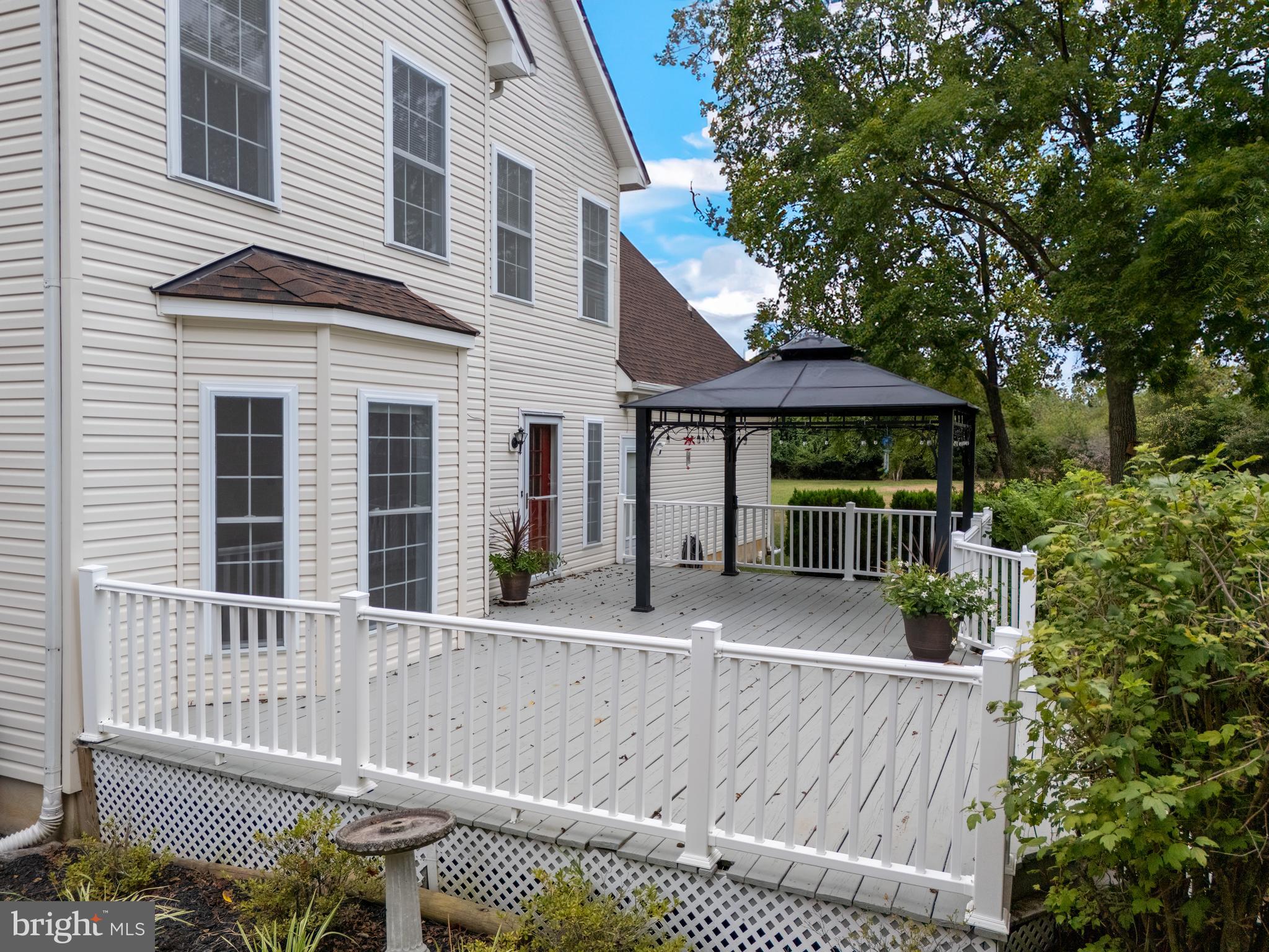 CRESTVIEW ACRES - Residential