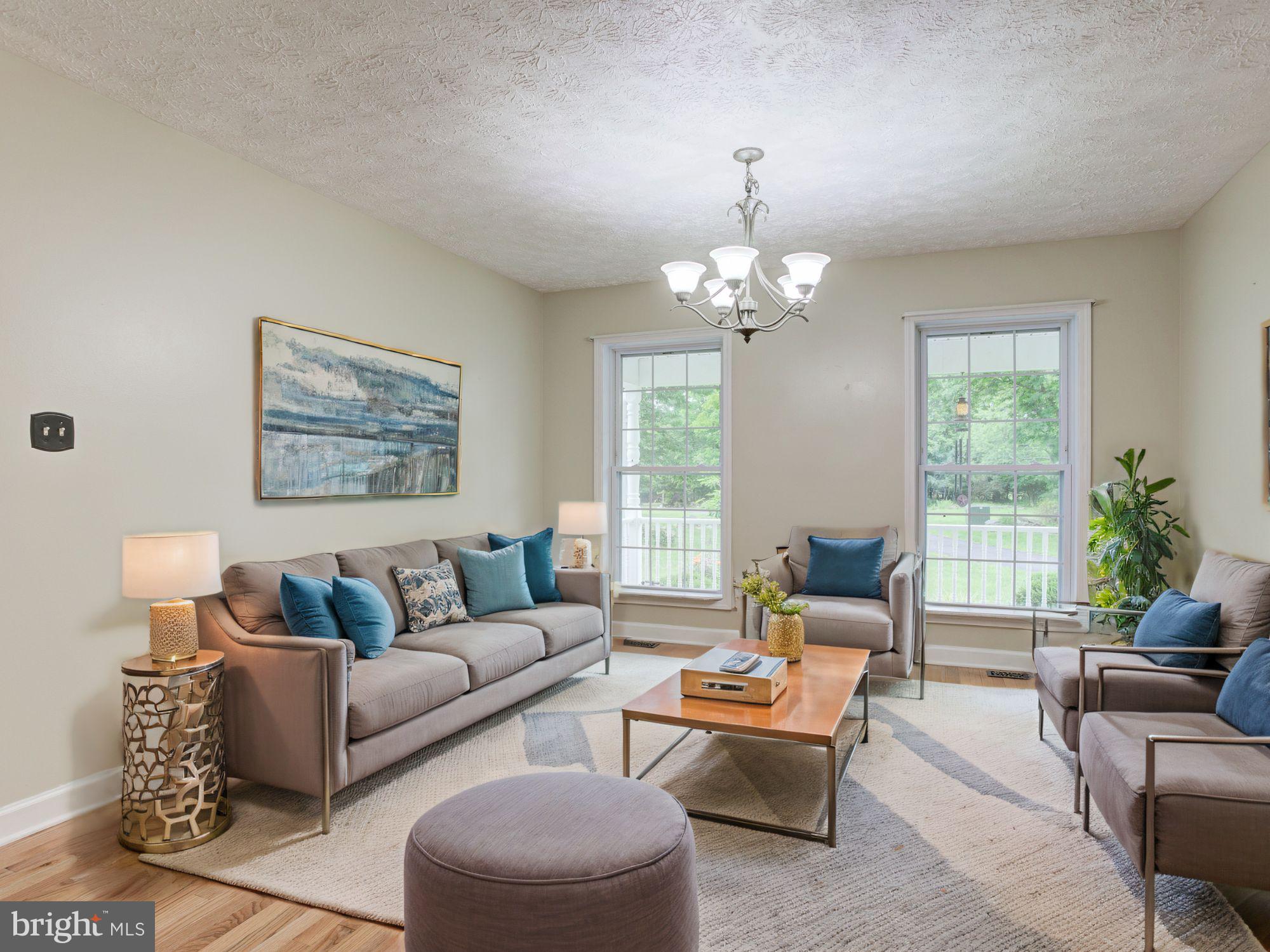 CRESTVIEW ACRES - Residential