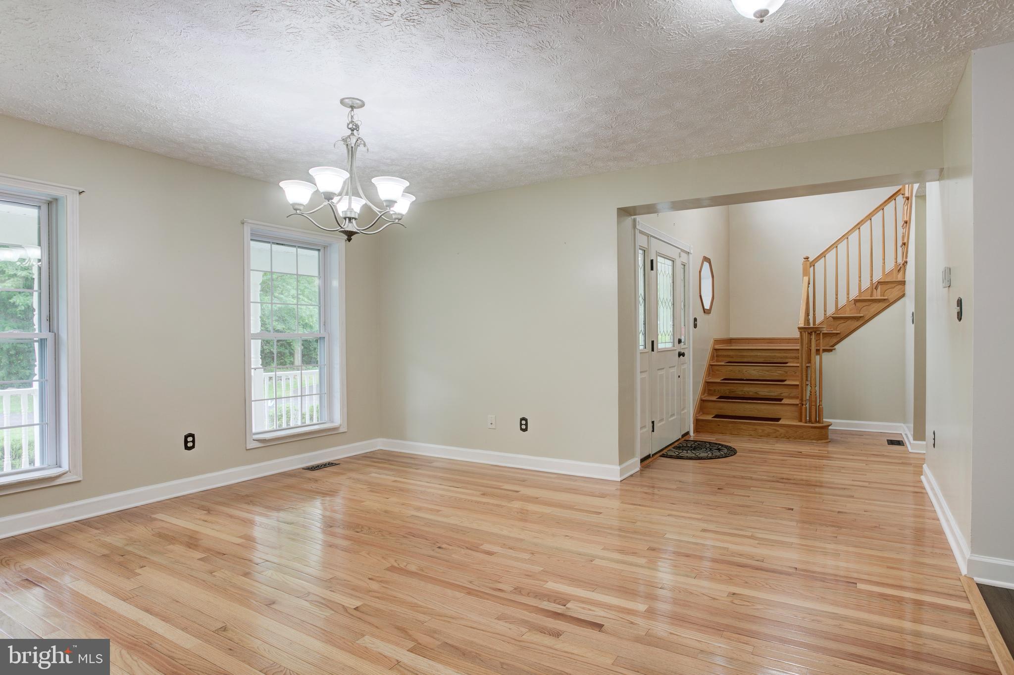 CRESTVIEW ACRES - Residential