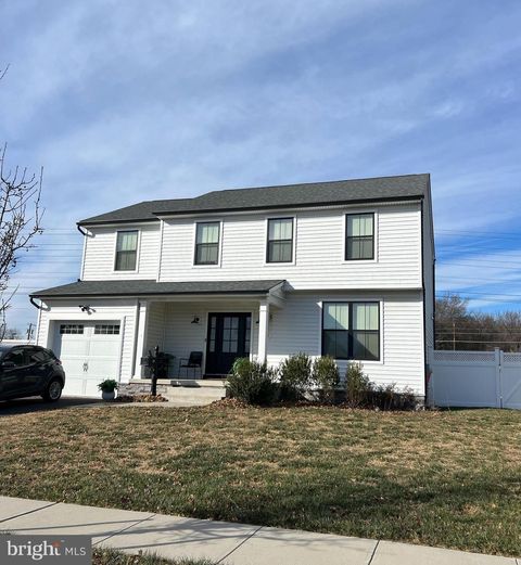 Photo of 11 Hempstead Rd, HAMILTON, NJ 08610 (MLS # NJME2070770)