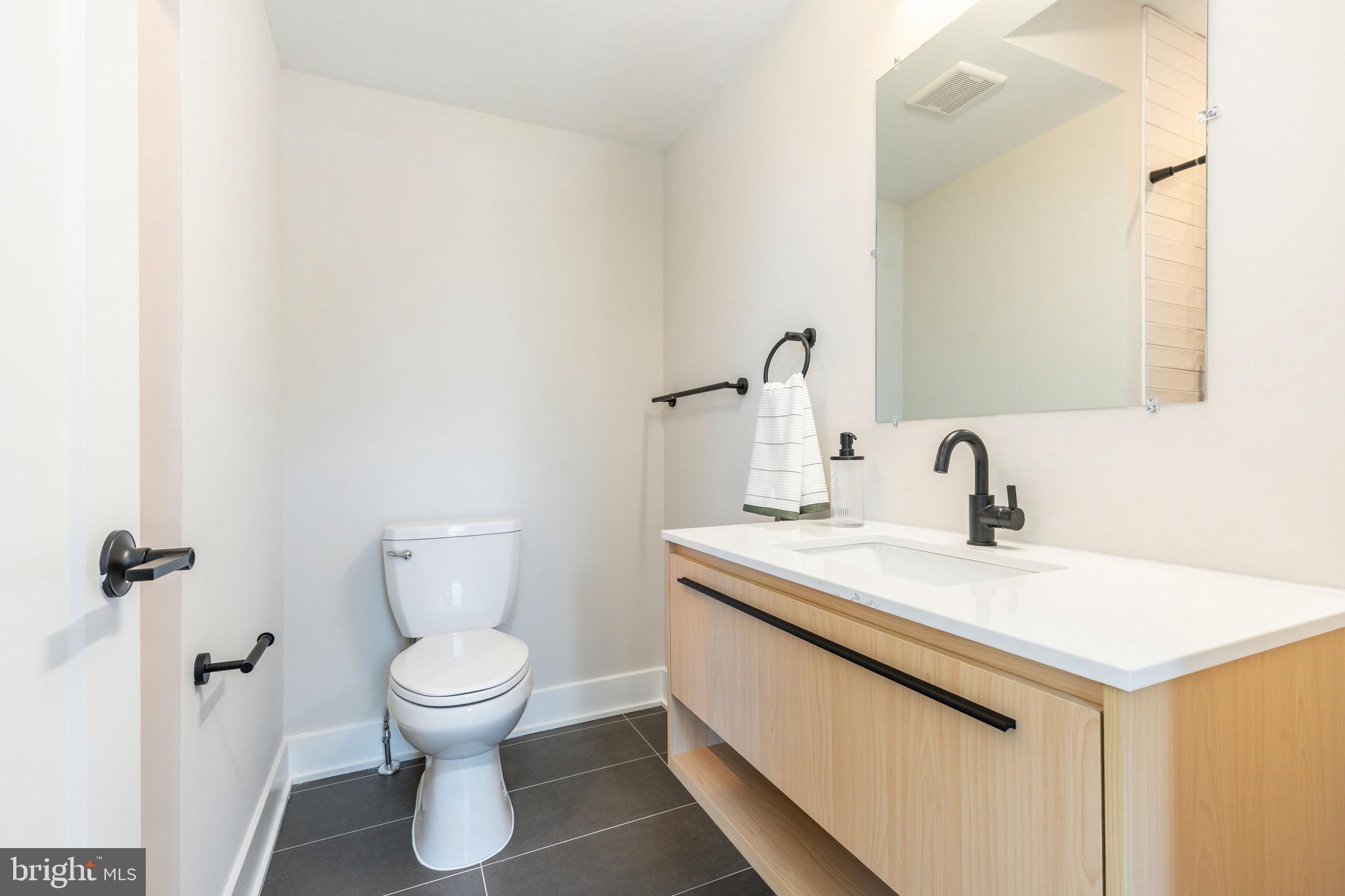 EAST FALLS - Residential