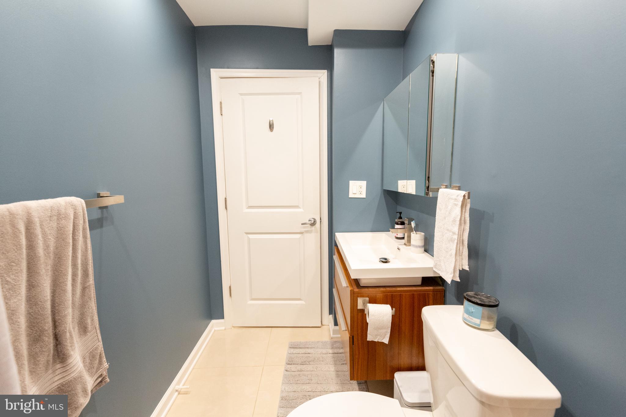 AVENUE OF THE ARTS - Residential