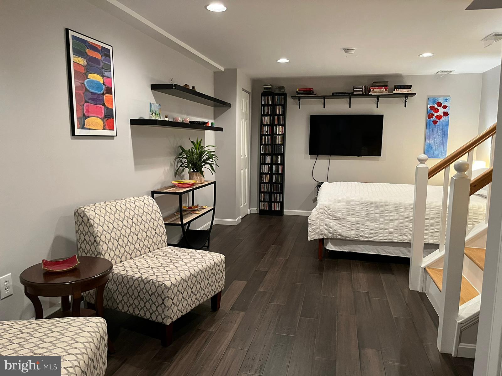 FREDERICKTOWNE VILLAGE - Residential