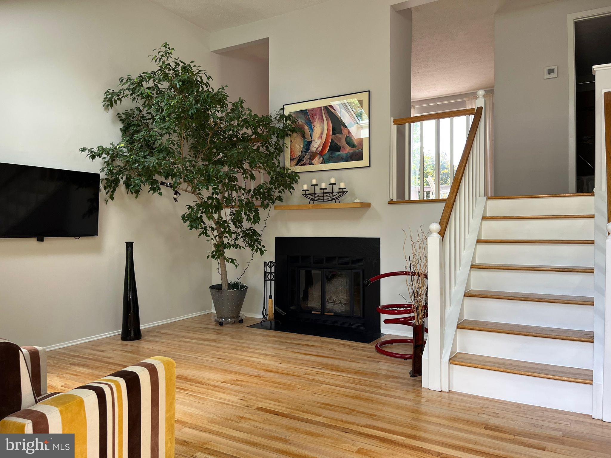 FREDERICKTOWNE VILLAGE - Residential