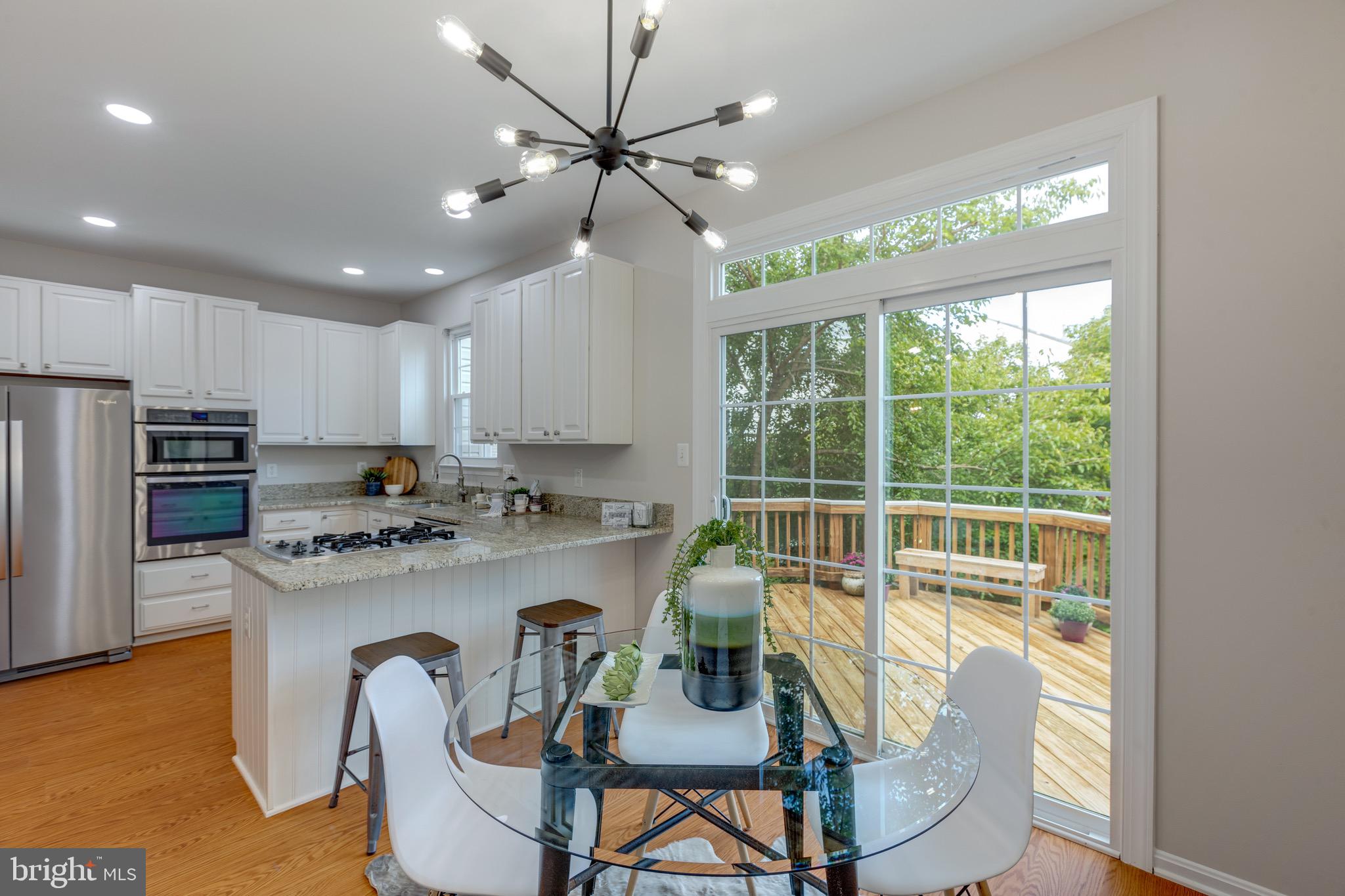 UNIVERSITY CENTER - Residential