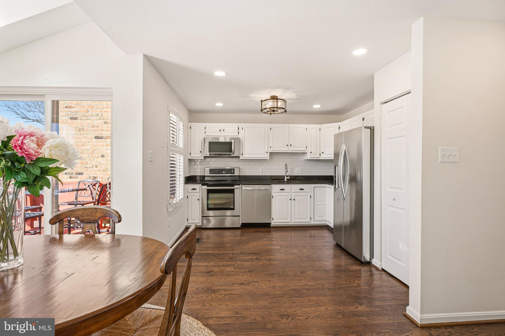 LOVETON FARMS - Residential