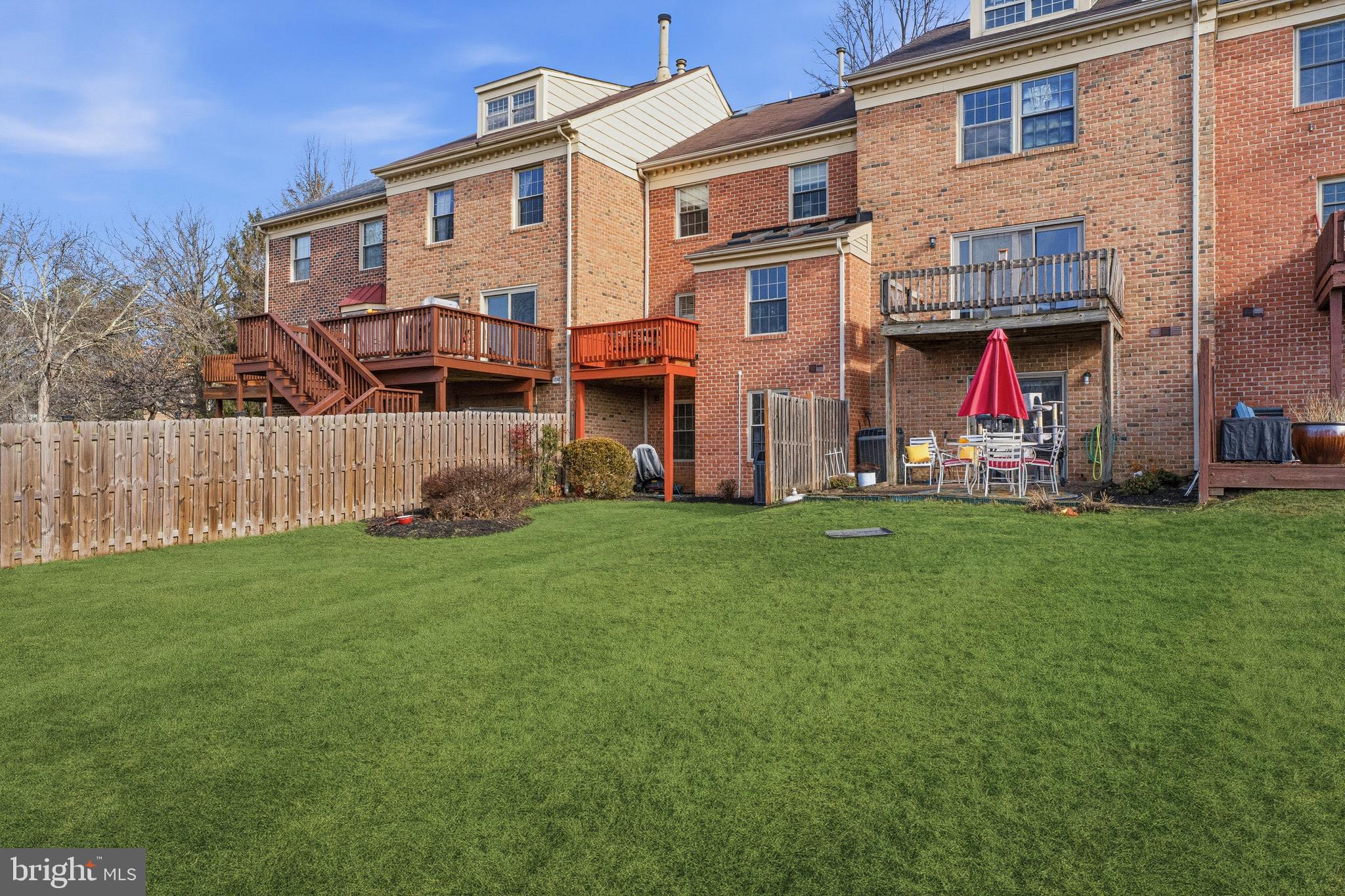 LOVETON FARMS - Residential