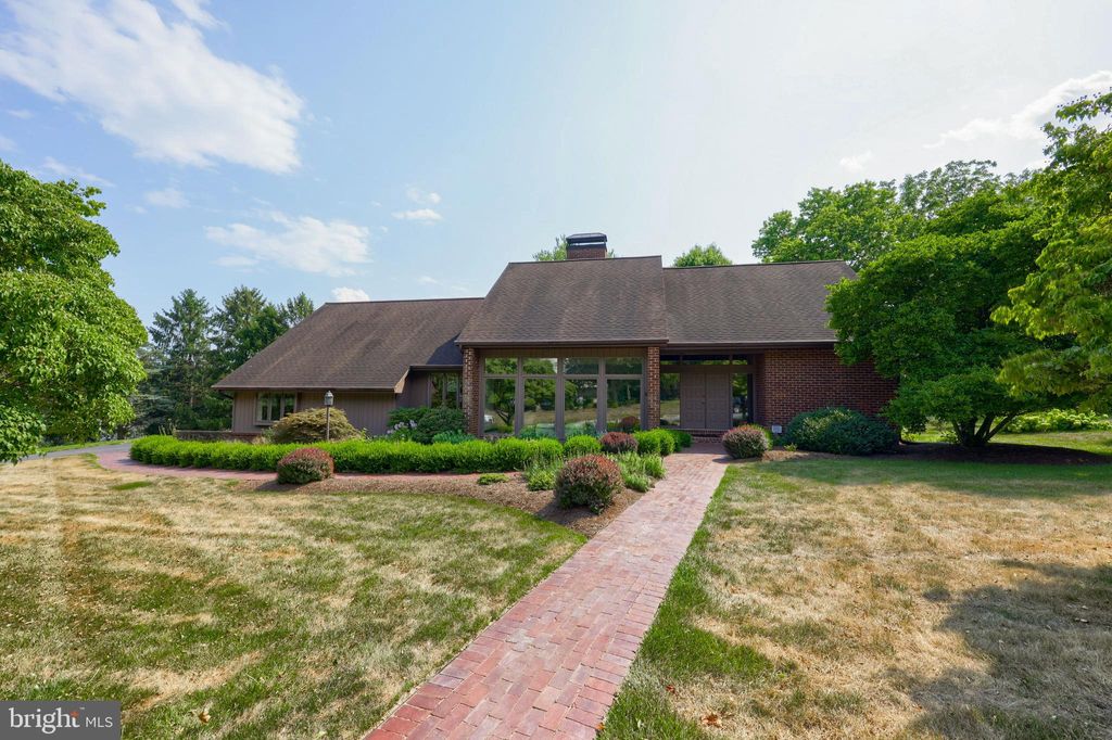 Photo of 102 Windover Turn, Lancaster, PA 17601 (MLS # PALA2054762)