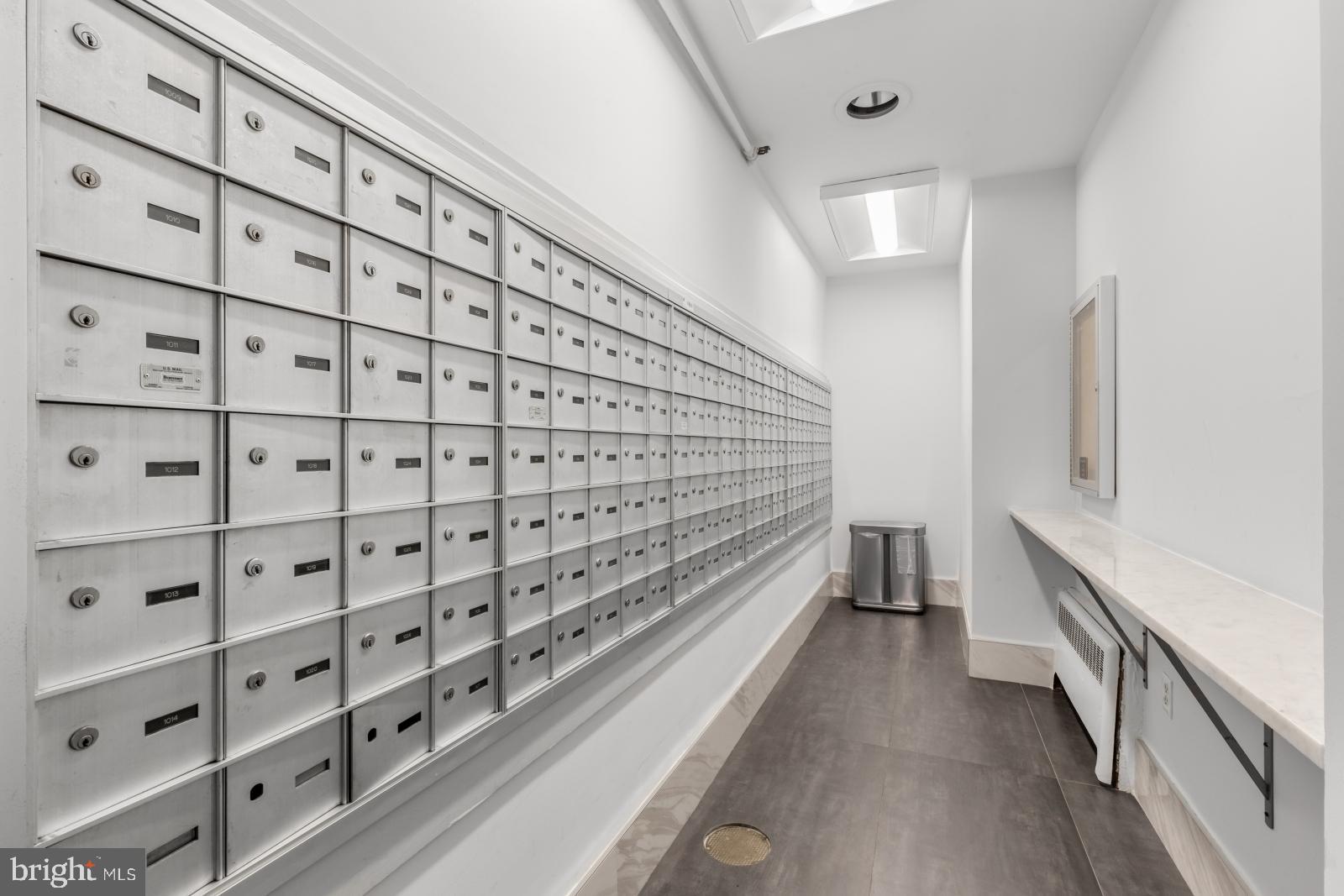 CENTER CITY - Residential Lease