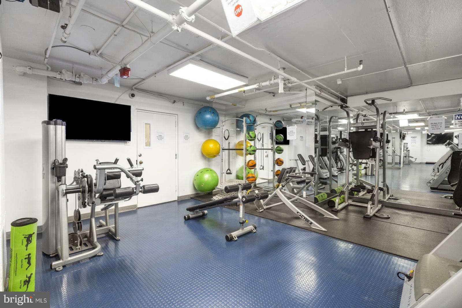 CENTER CITY - Residential Lease