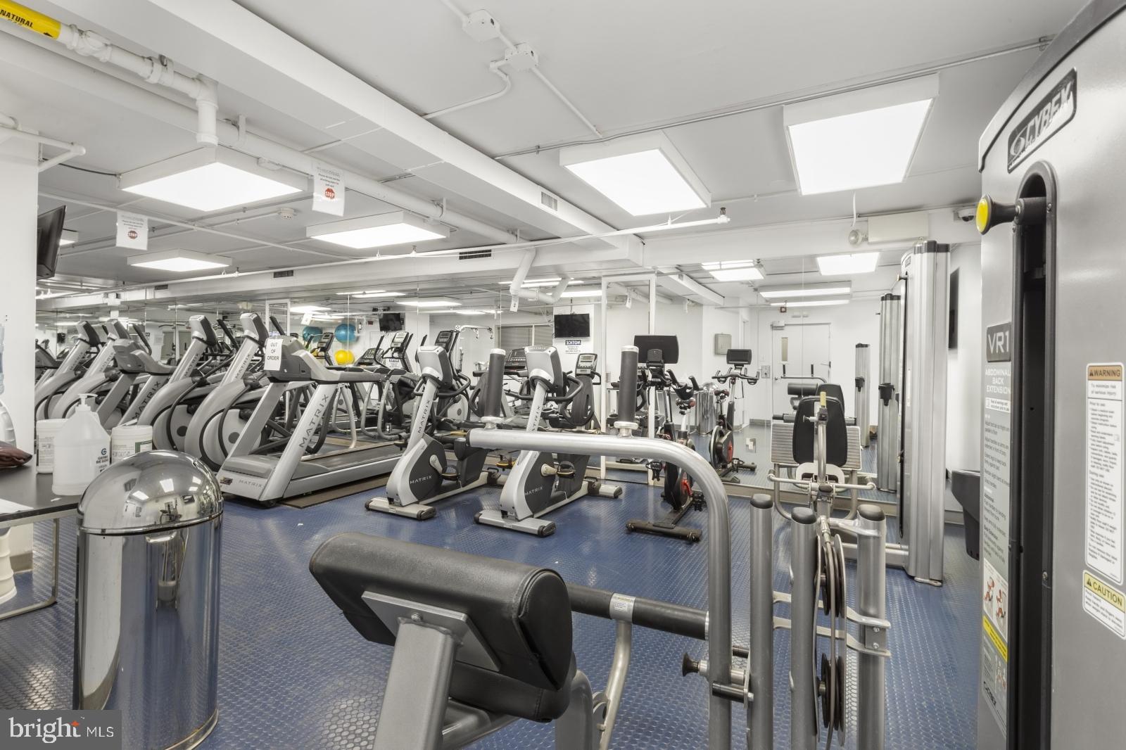 CENTER CITY - Residential Lease