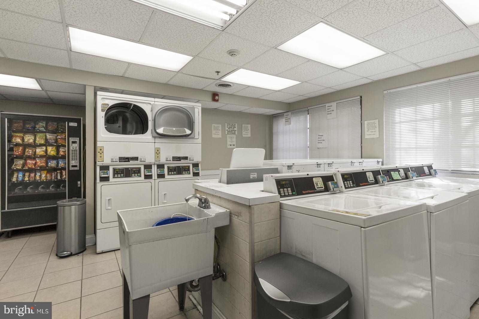 CENTER CITY - Residential Lease