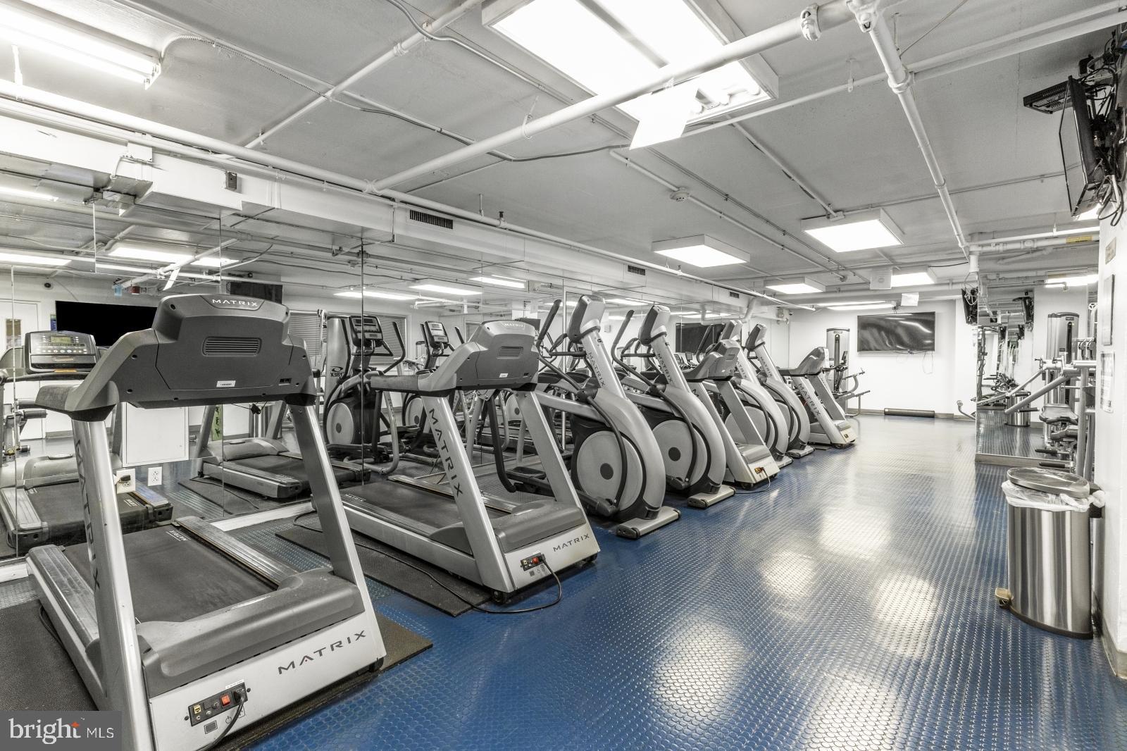 CENTER CITY - Residential Lease