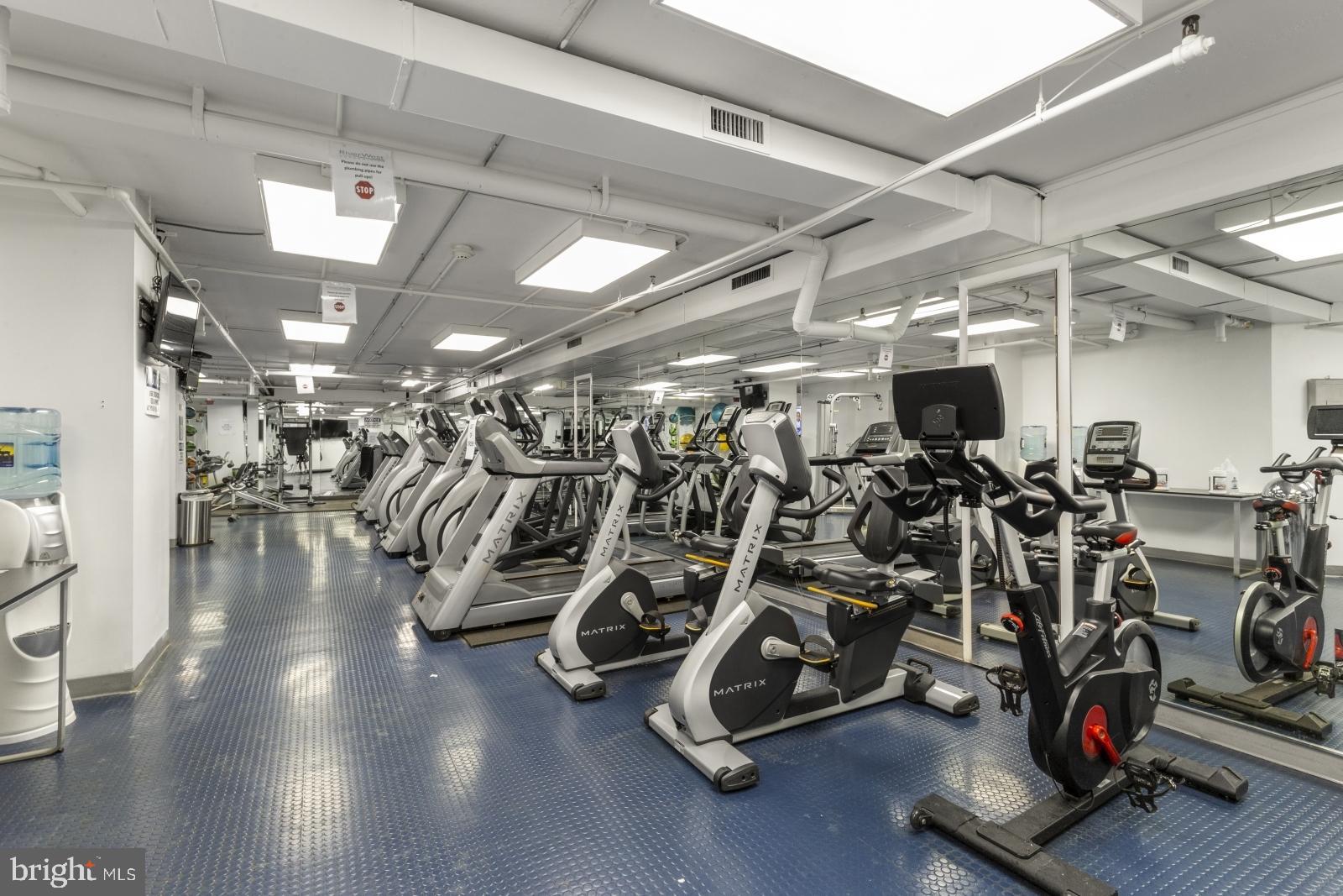 CENTER CITY - Residential Lease