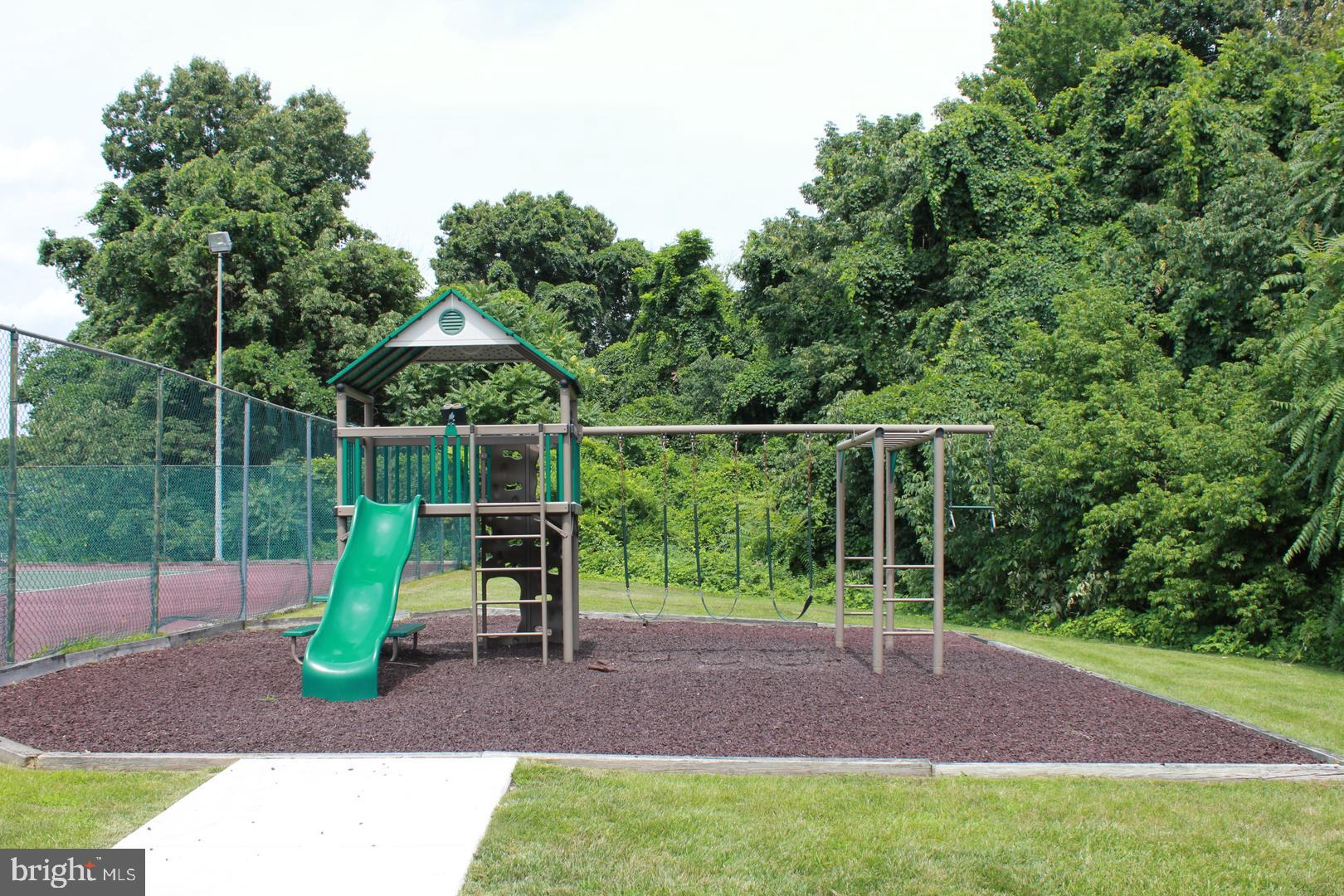 VALLEY FORGE TOWER - Residential Lease