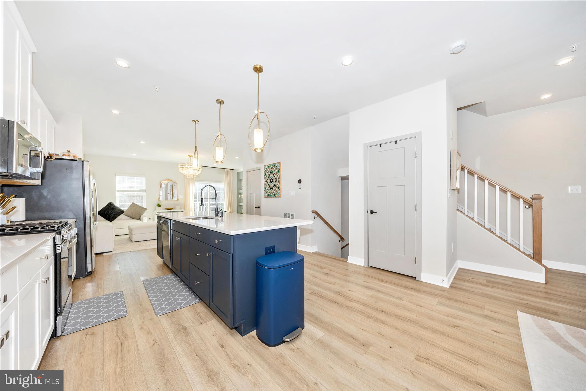 BELLE AIR TOWNHOMES - Residential