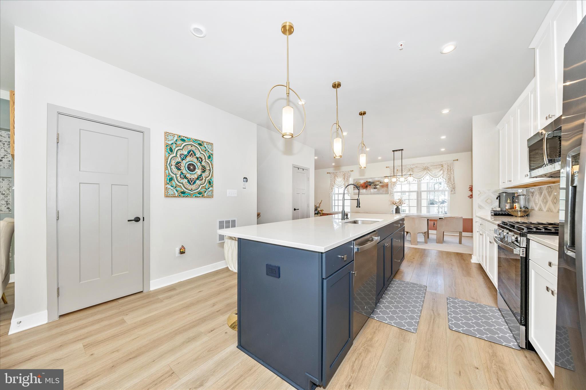 BELLE AIR TOWNHOMES - Residential