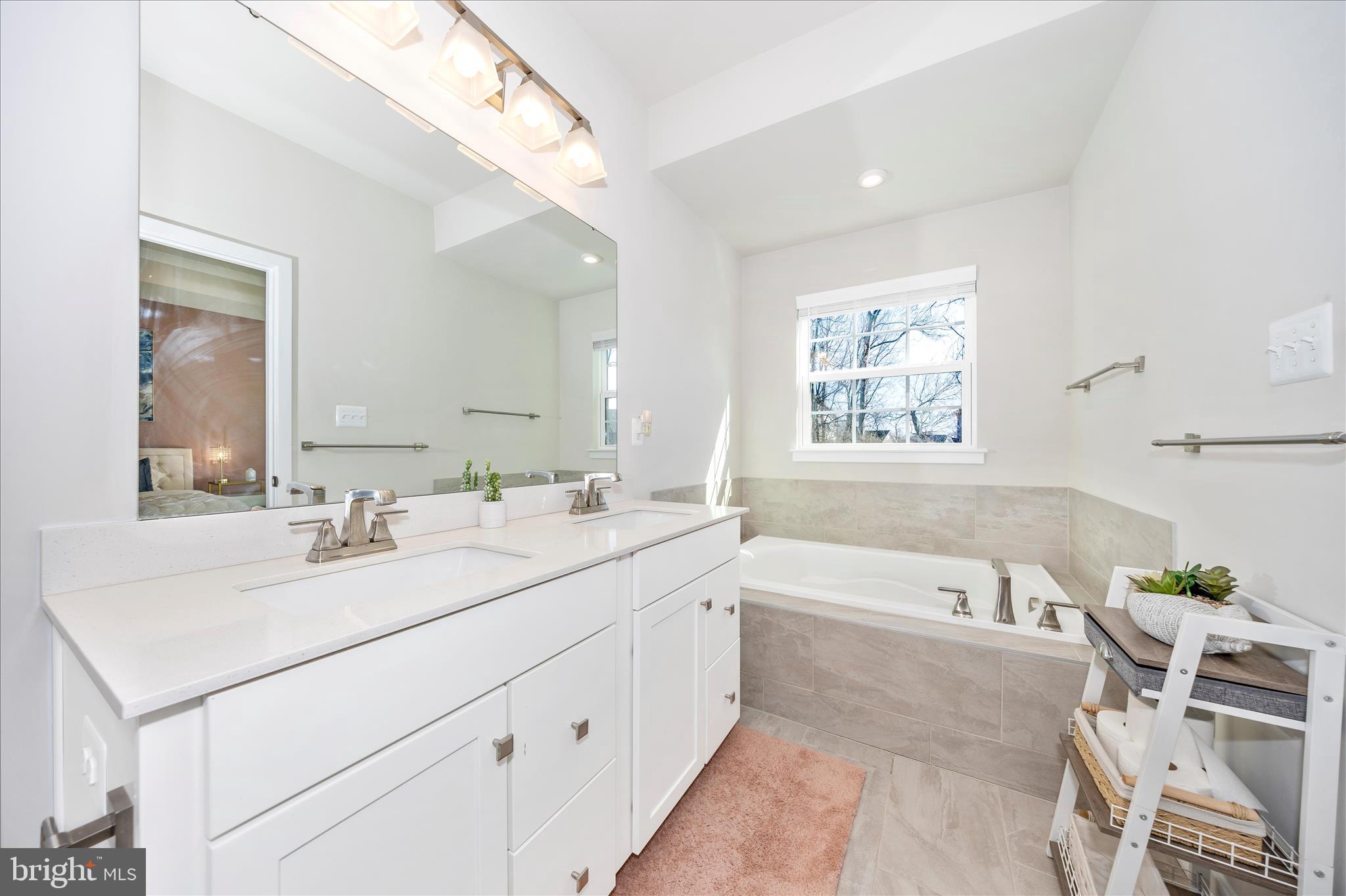 BELLE AIR TOWNHOMES - Residential