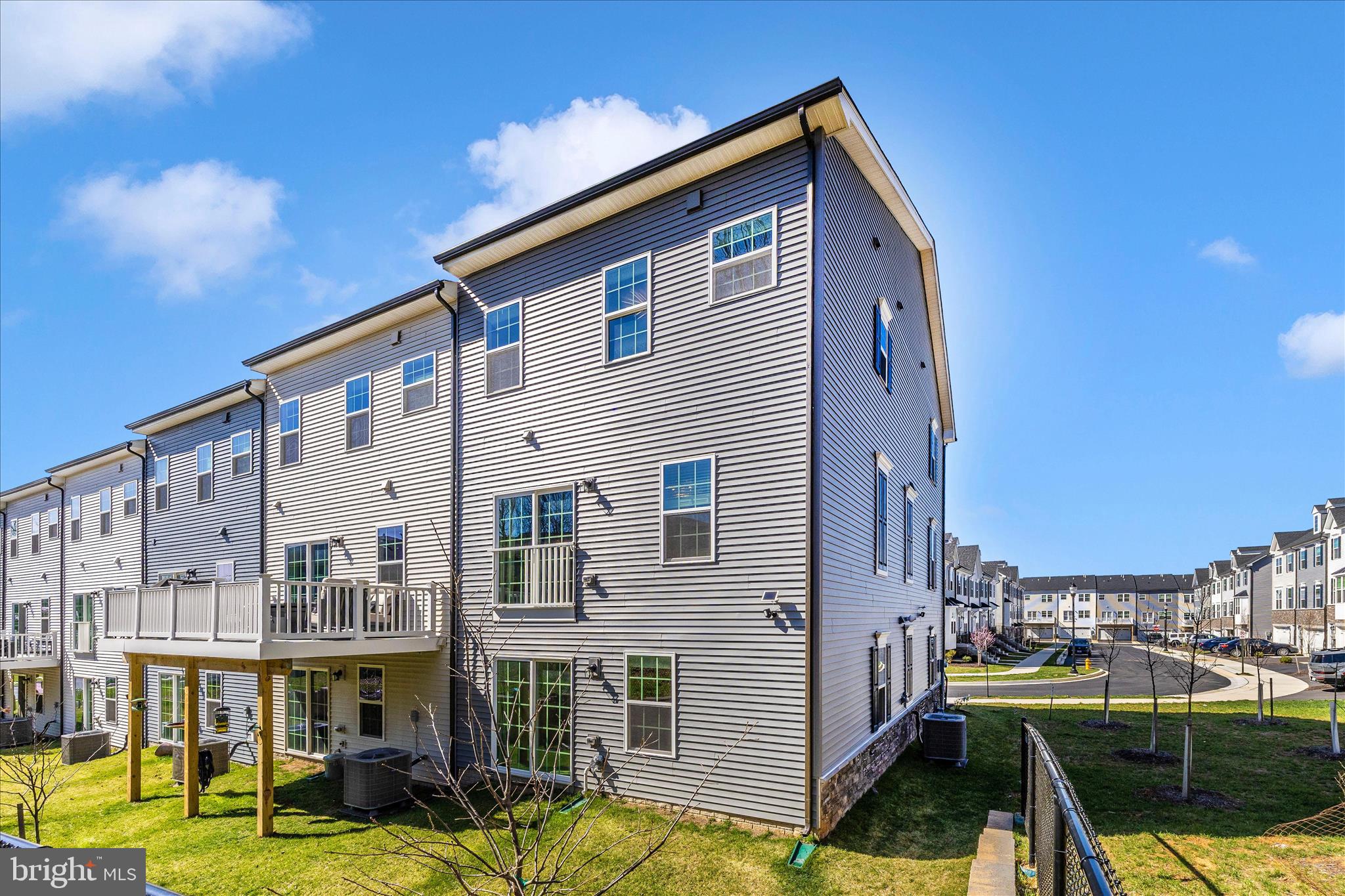 BELLE AIR TOWNHOMES - Residential