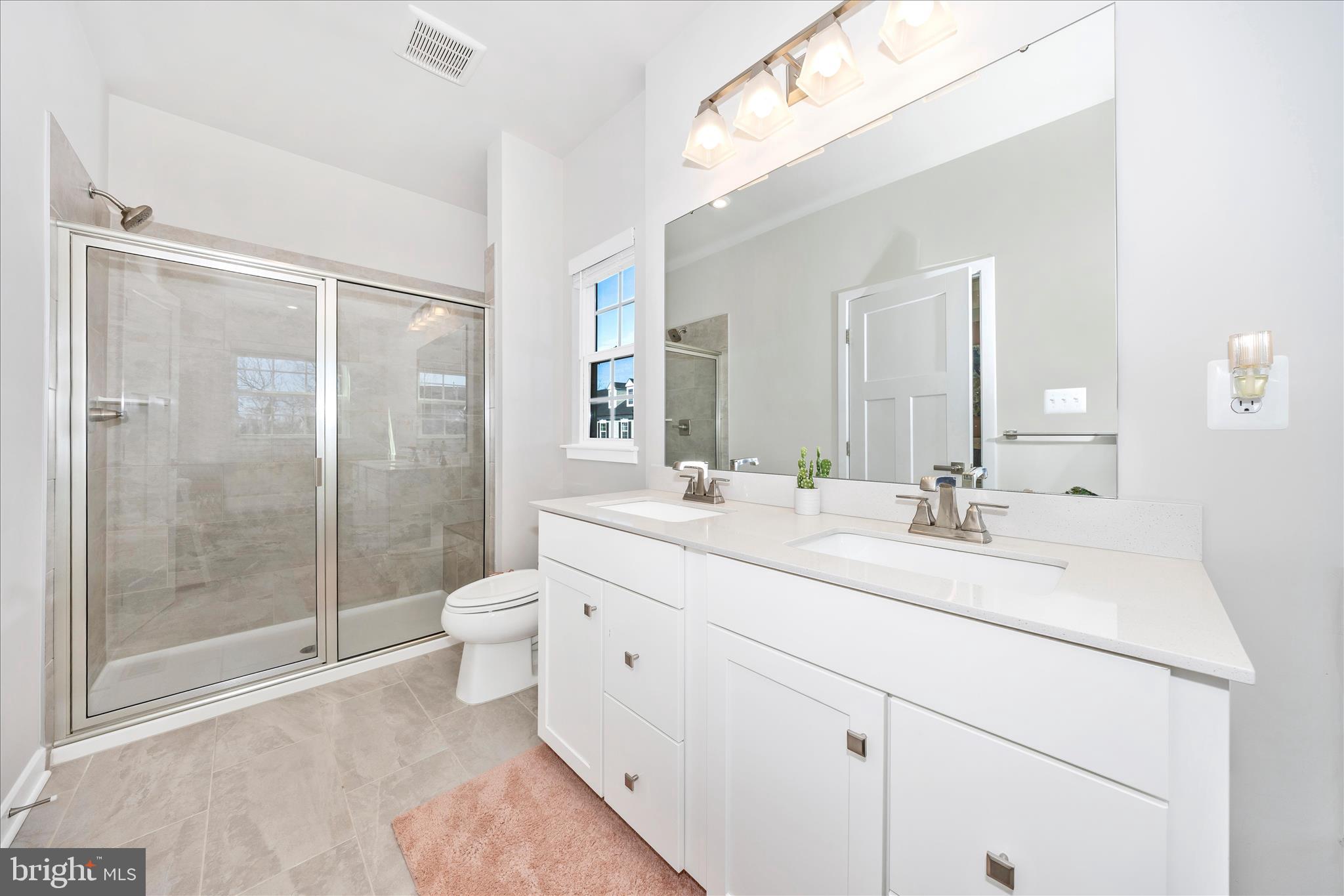 BELLE AIR TOWNHOMES - Residential