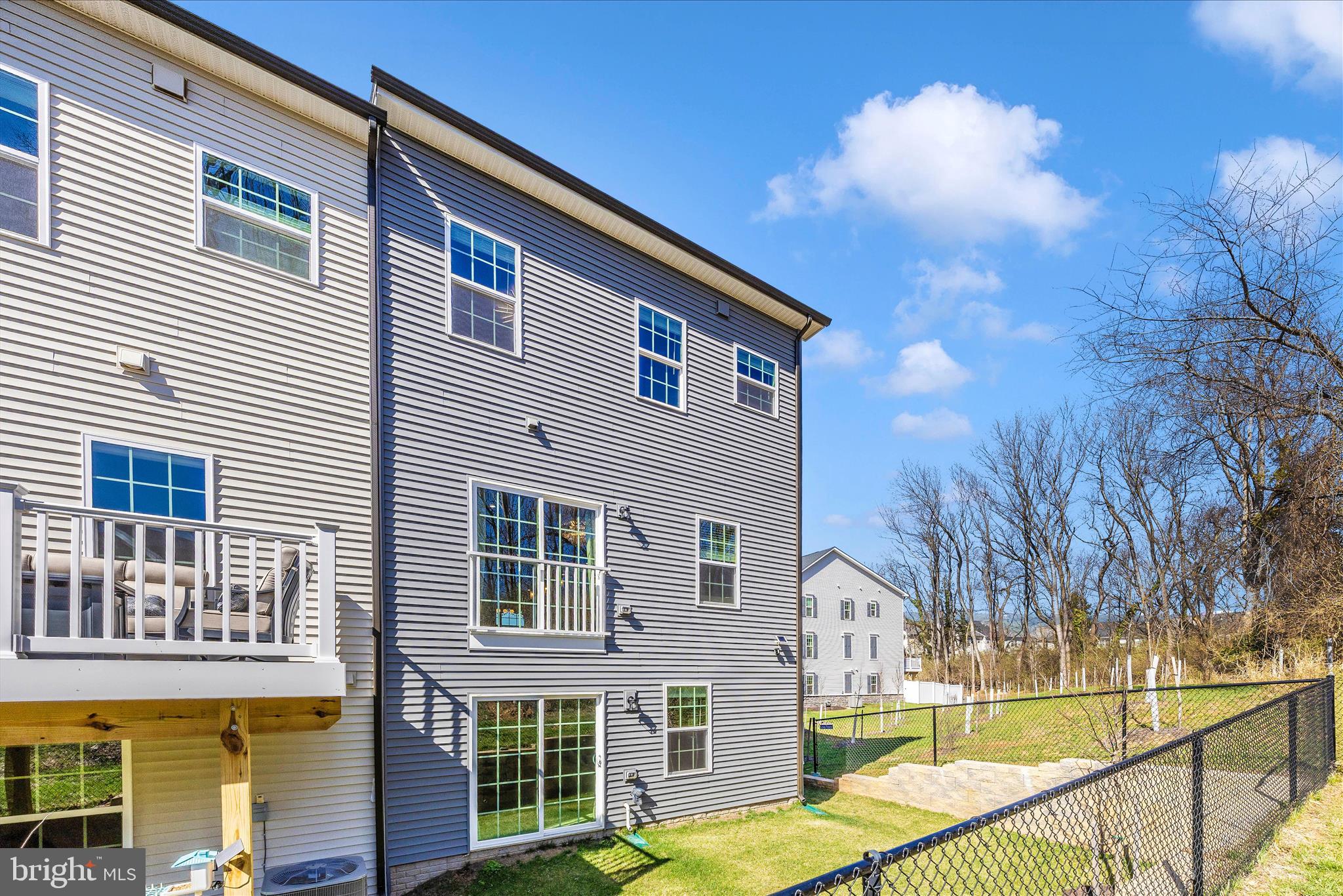 BELLE AIR TOWNHOMES - Residential