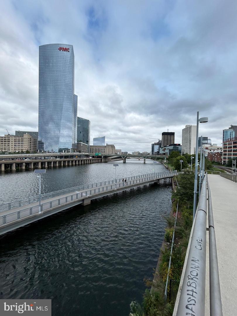 FITLER SQUARE - Residential