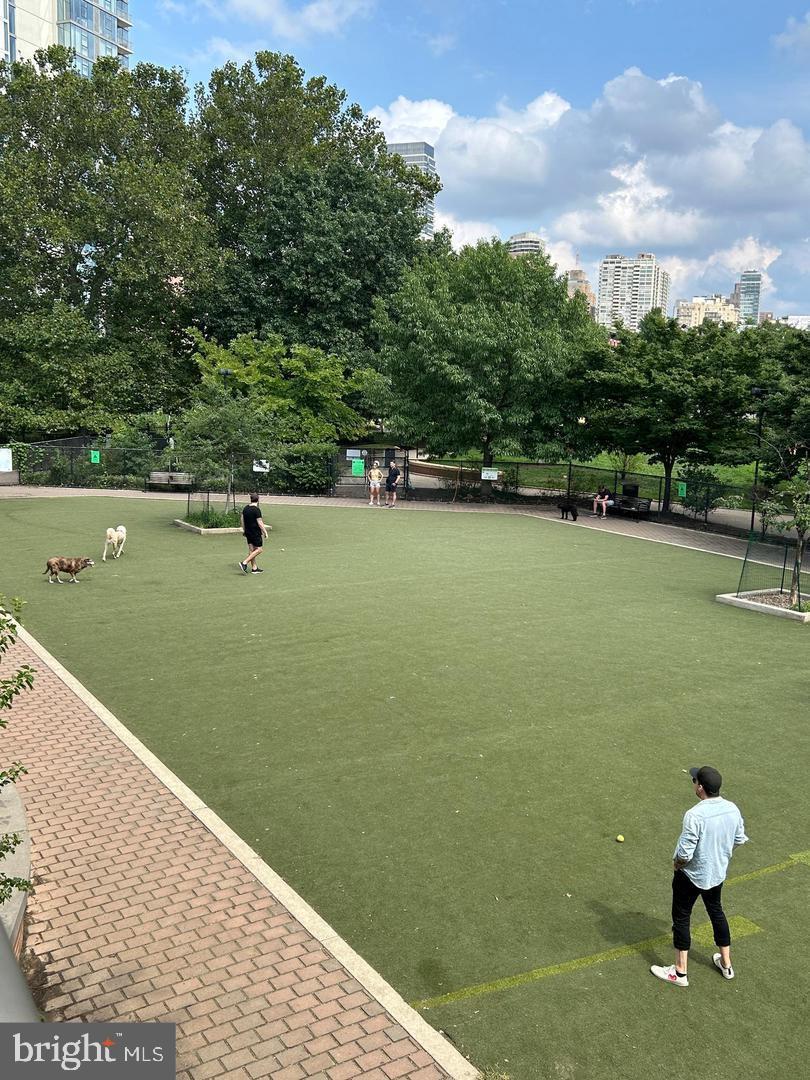 FITLER SQUARE - Residential