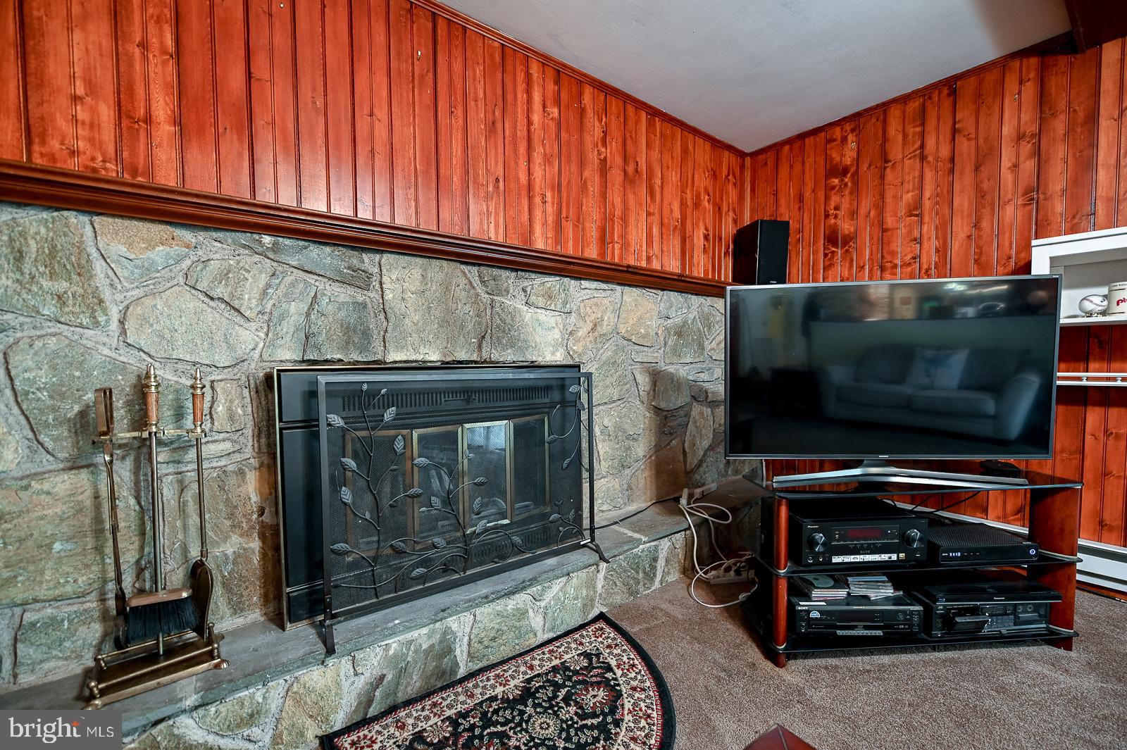 THE PINES - Residential