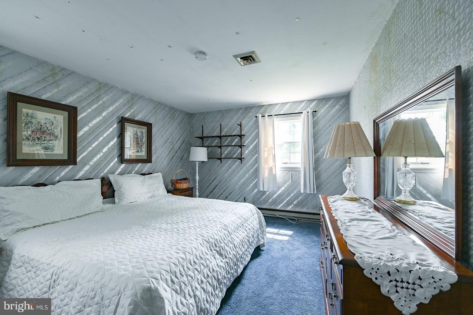 THE PINES - Residential