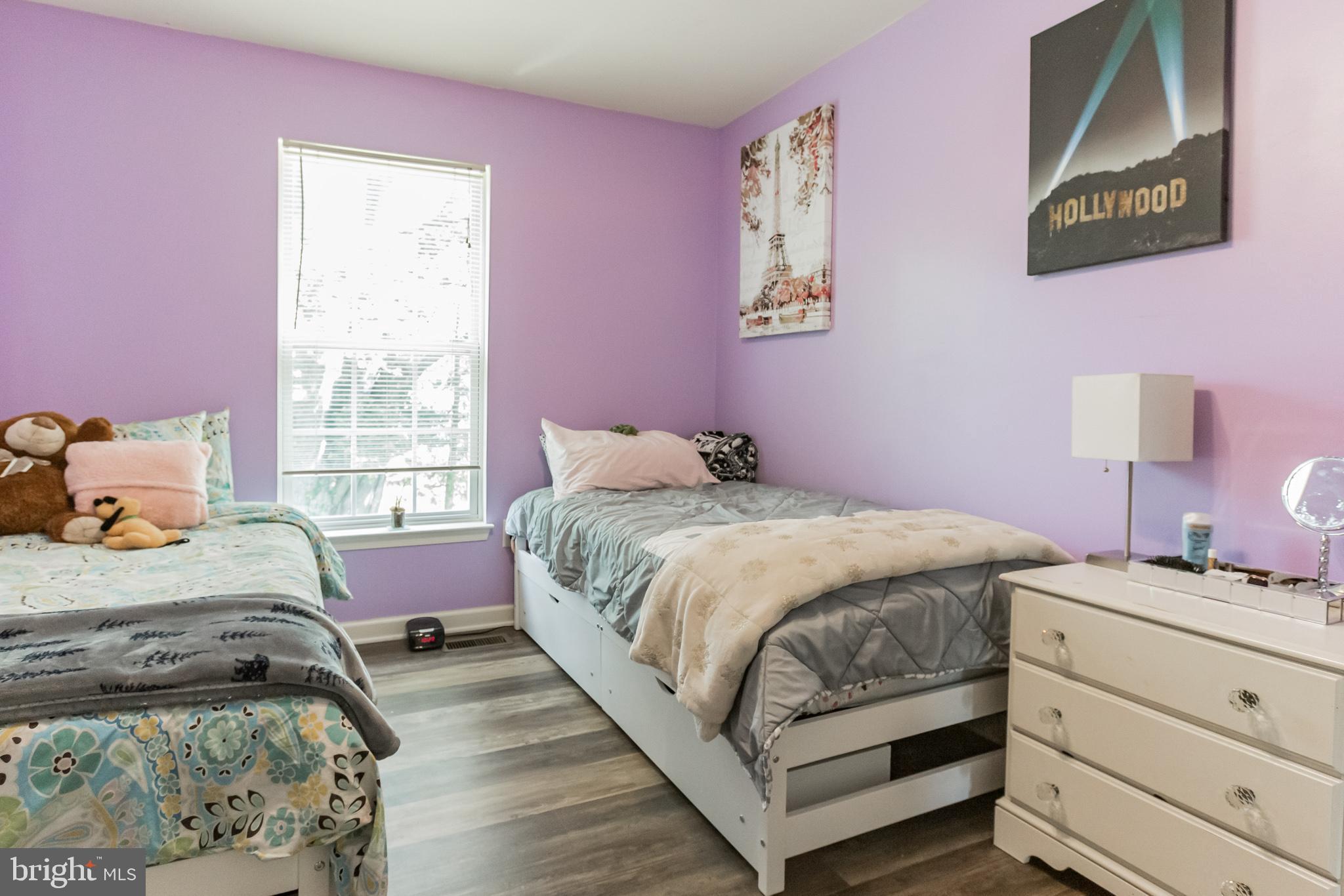 RISING HILLS - Residential