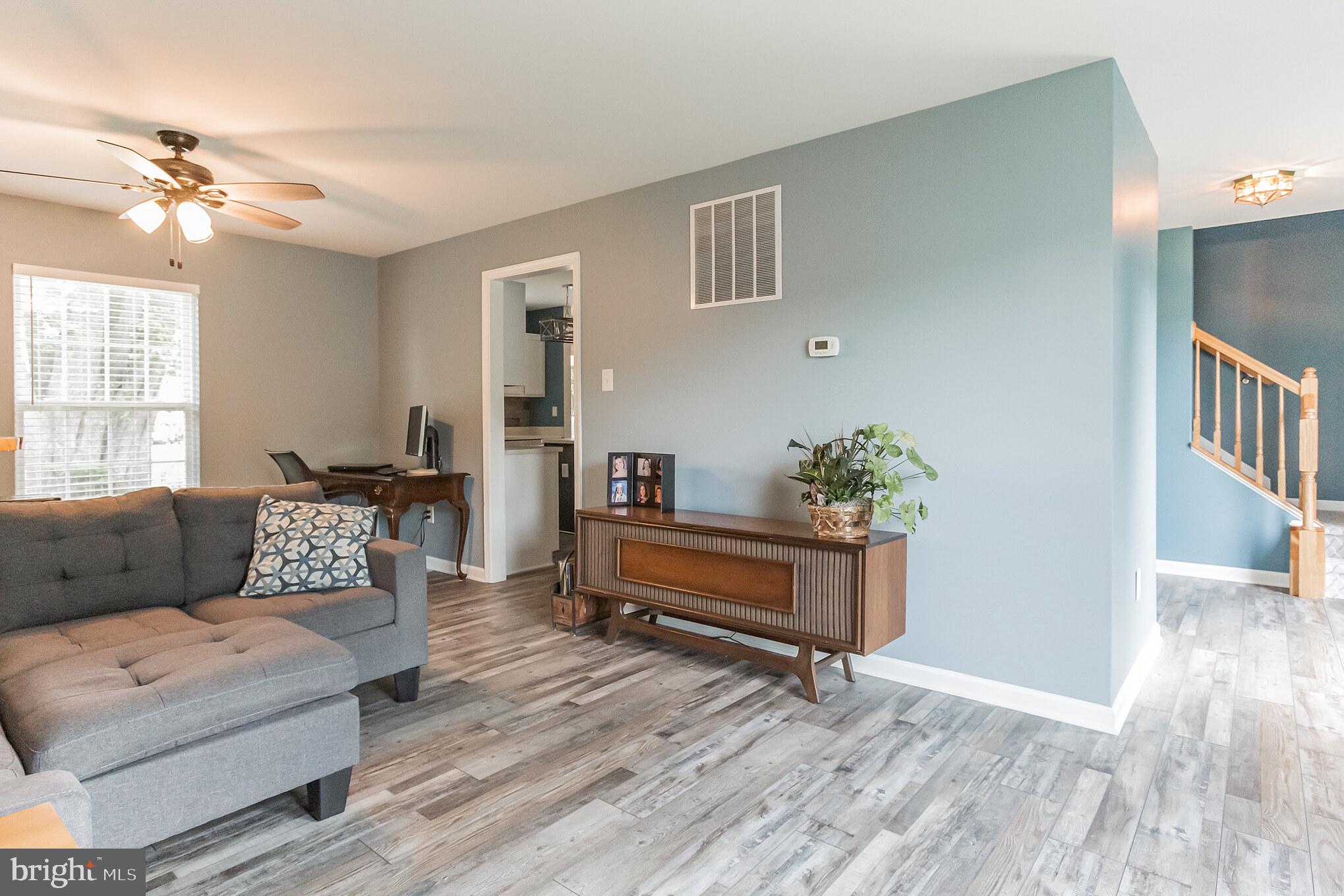 RISING HILLS - Residential