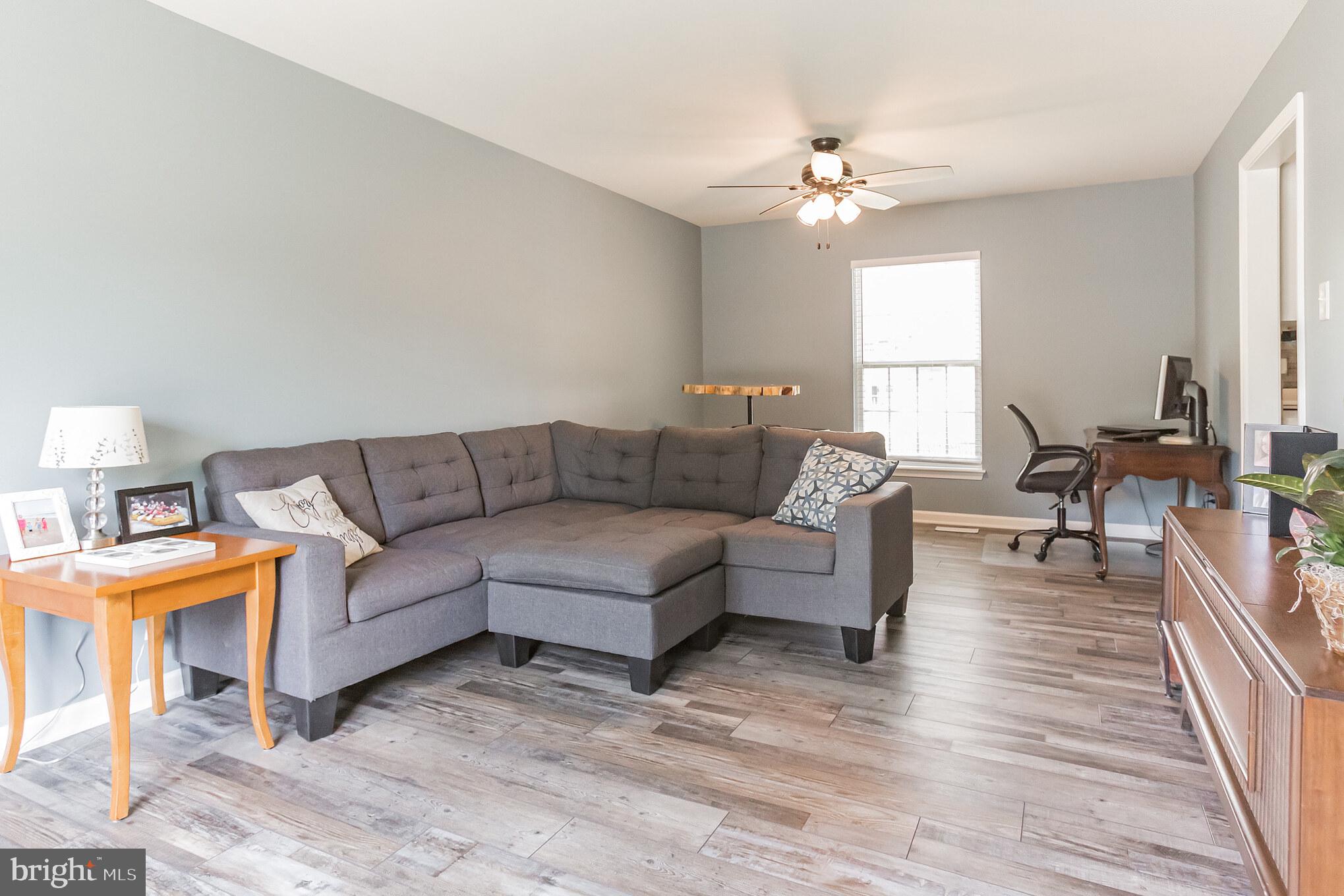 RISING HILLS - Residential