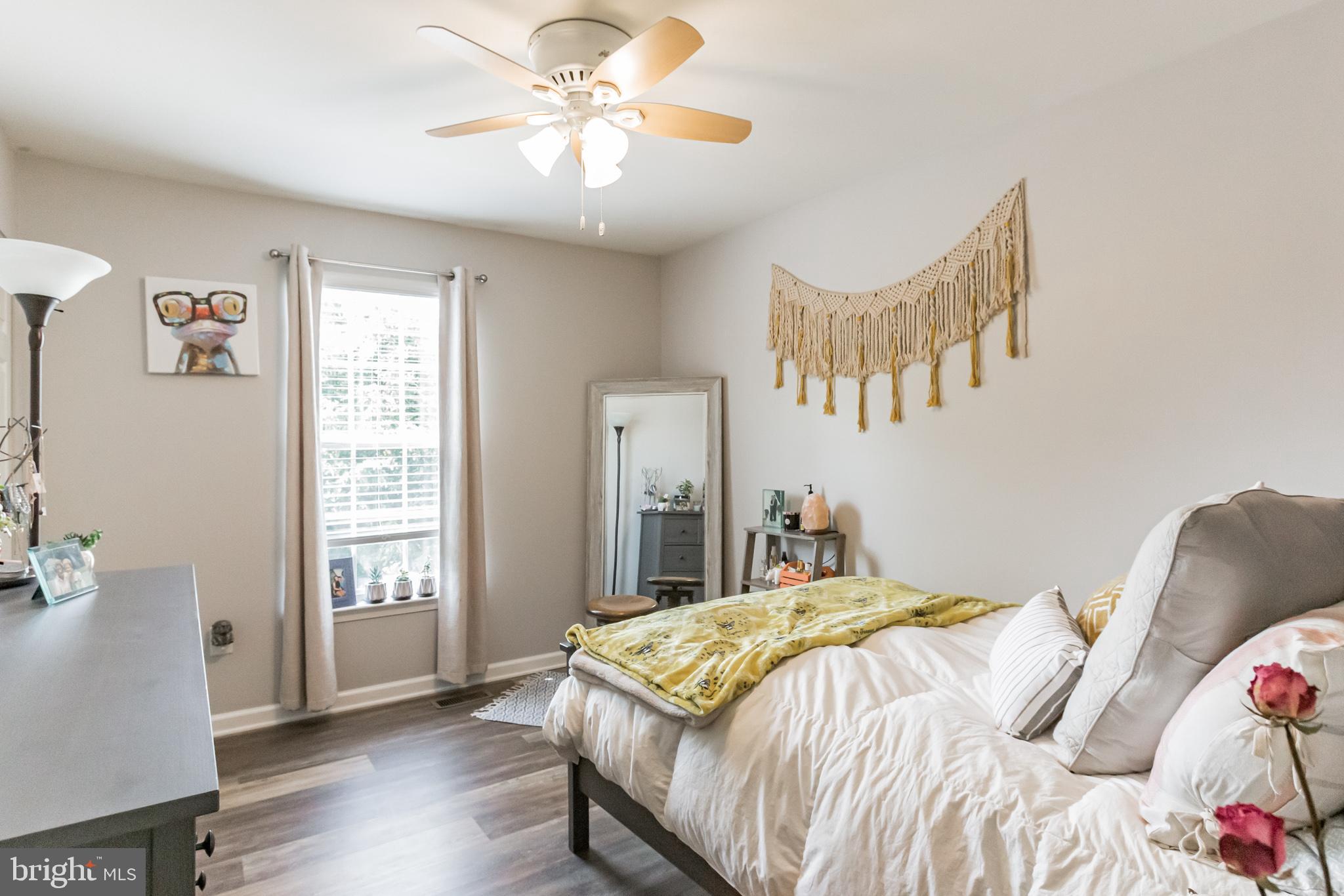 RISING HILLS - Residential