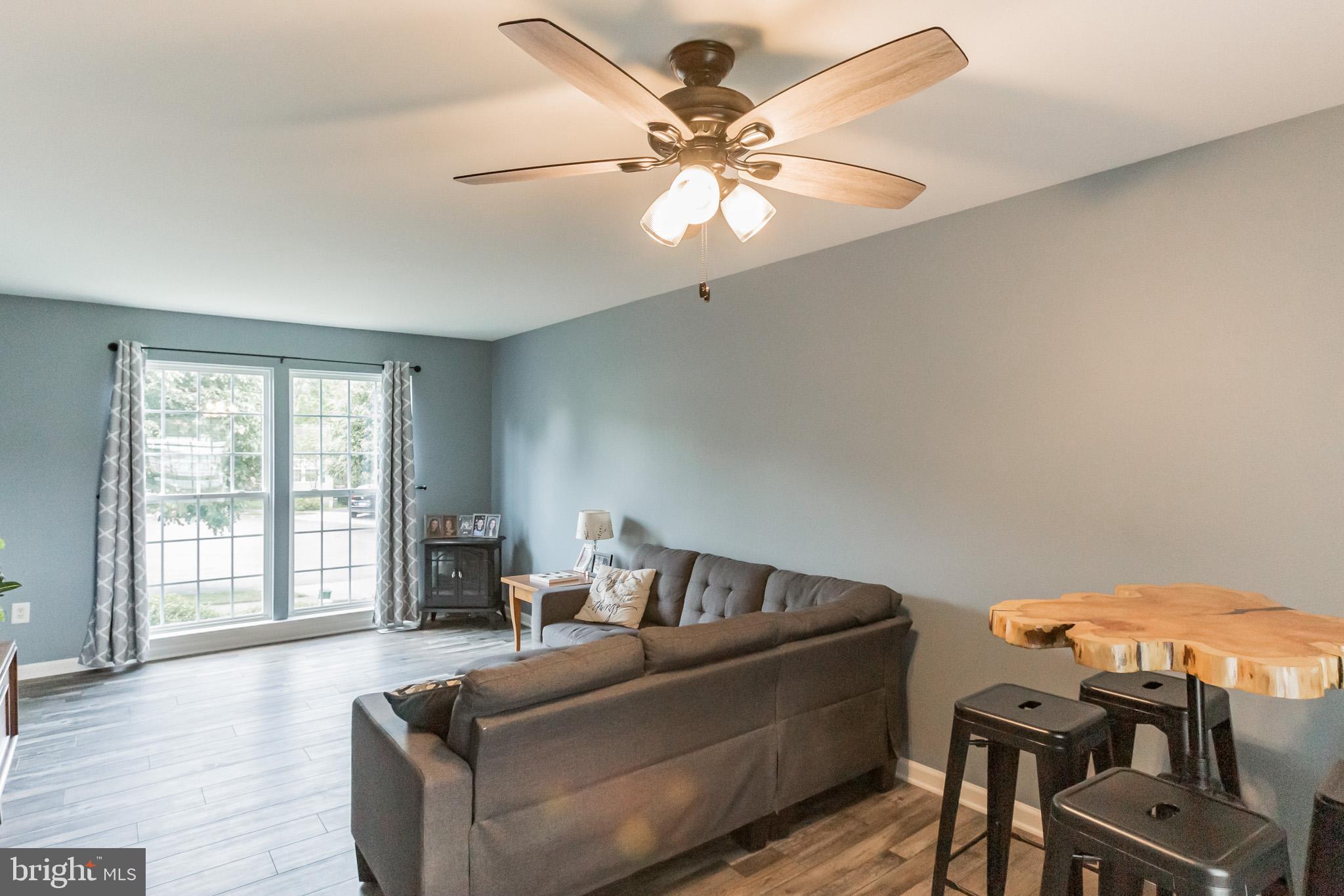 RISING HILLS - Residential