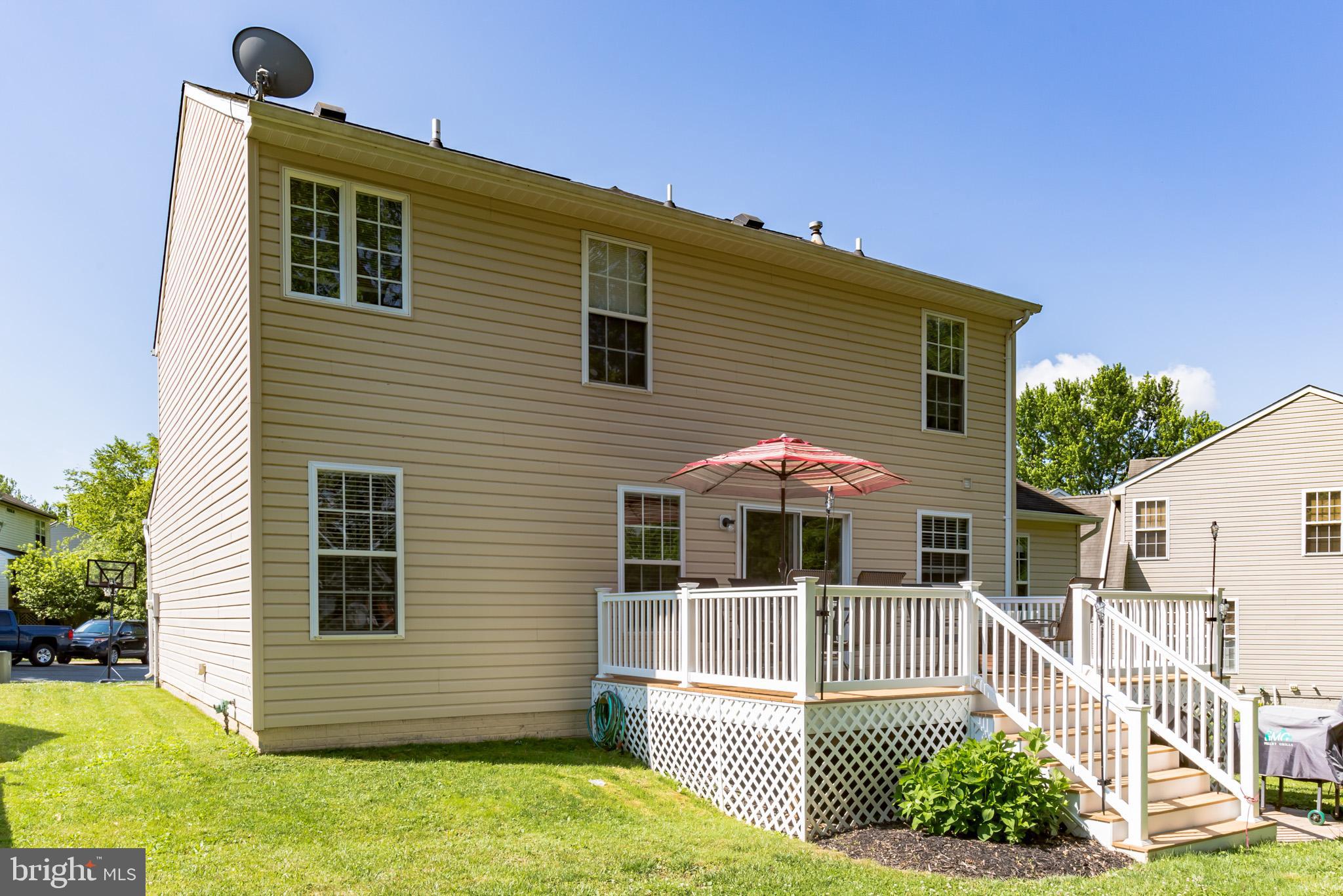 RISING HILLS - Residential