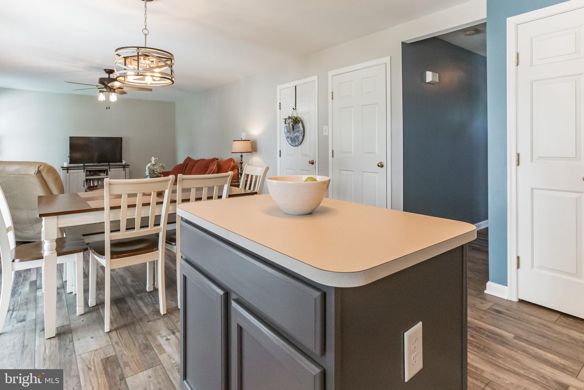 RISING HILLS - Residential