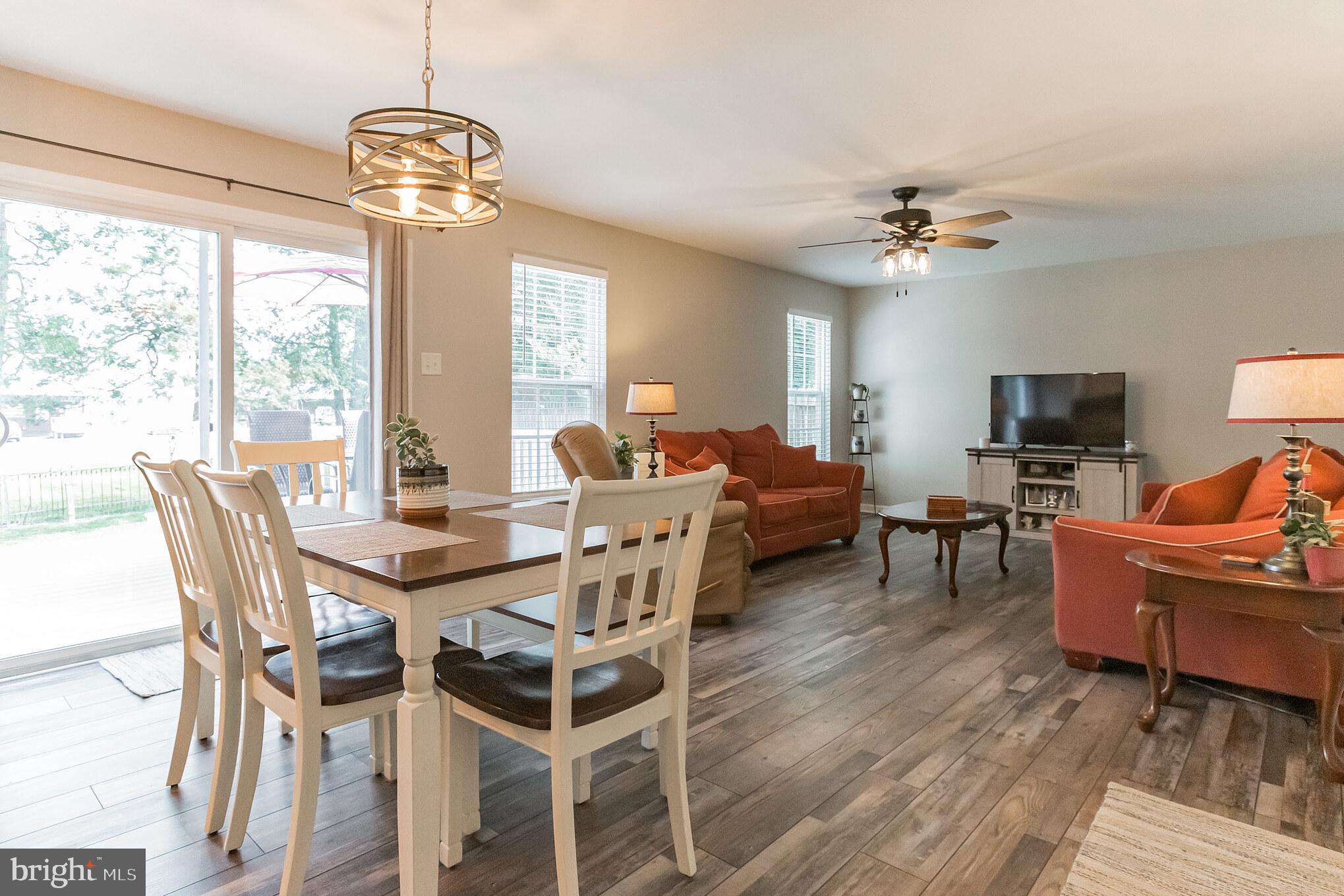 RISING HILLS - Residential