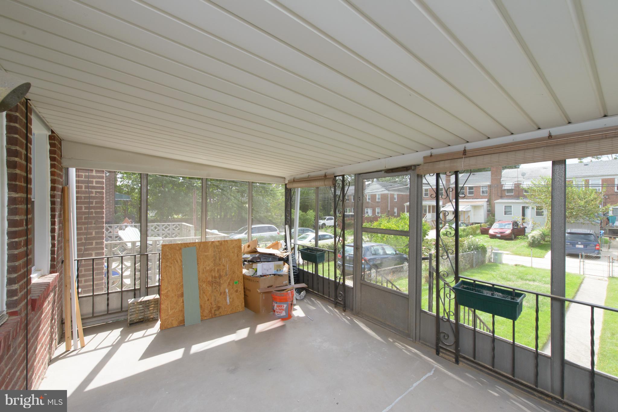 DUNDALK - Residential Lease