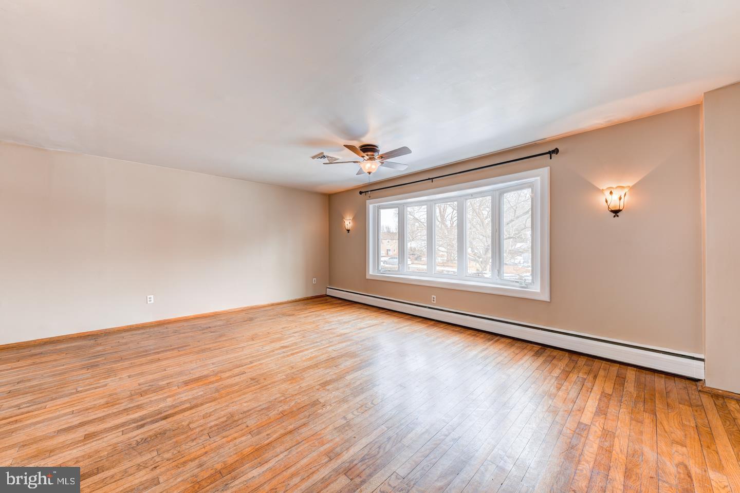HILLWOOD TERR - Residential