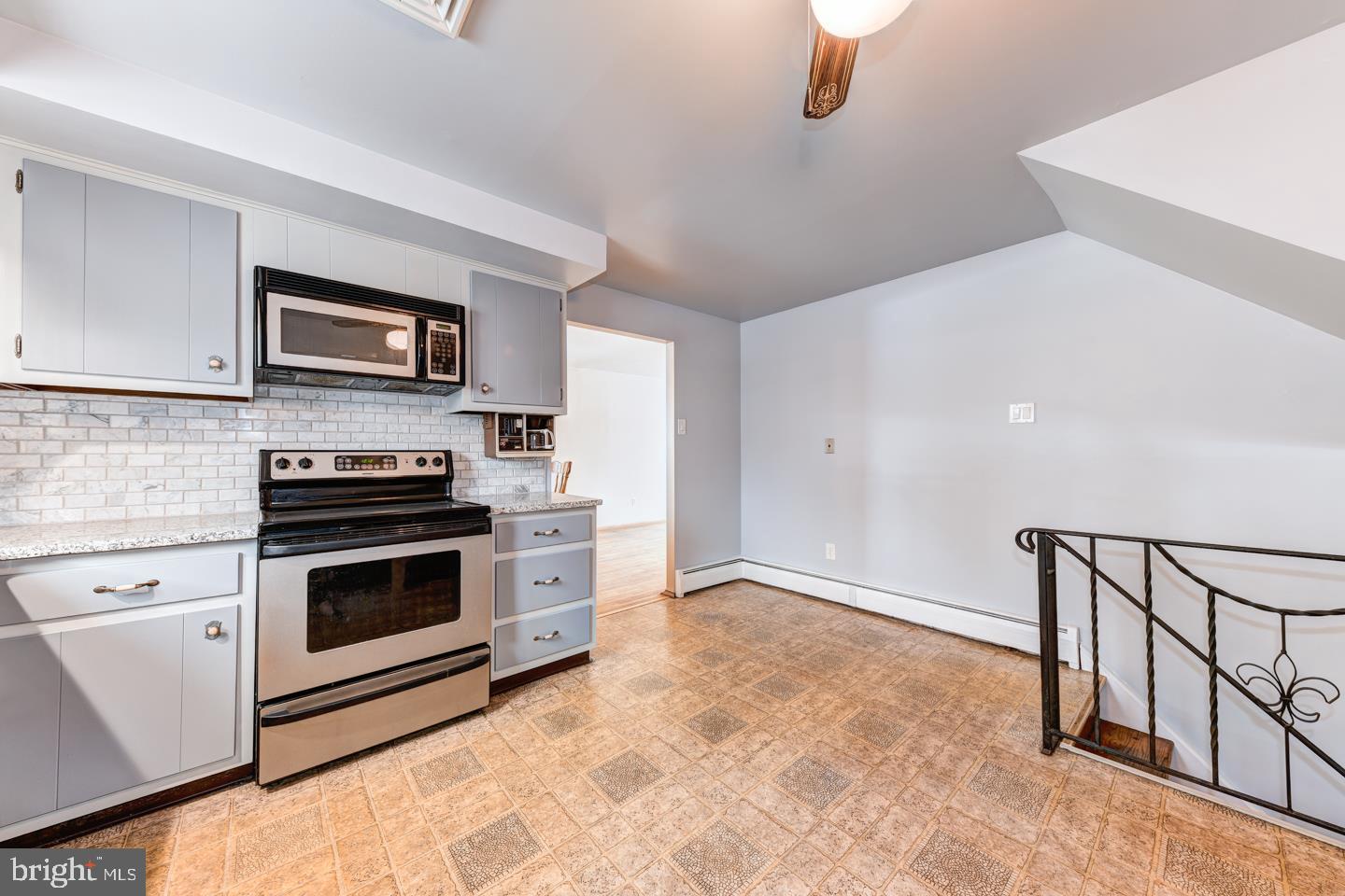 HILLWOOD TERR - Residential