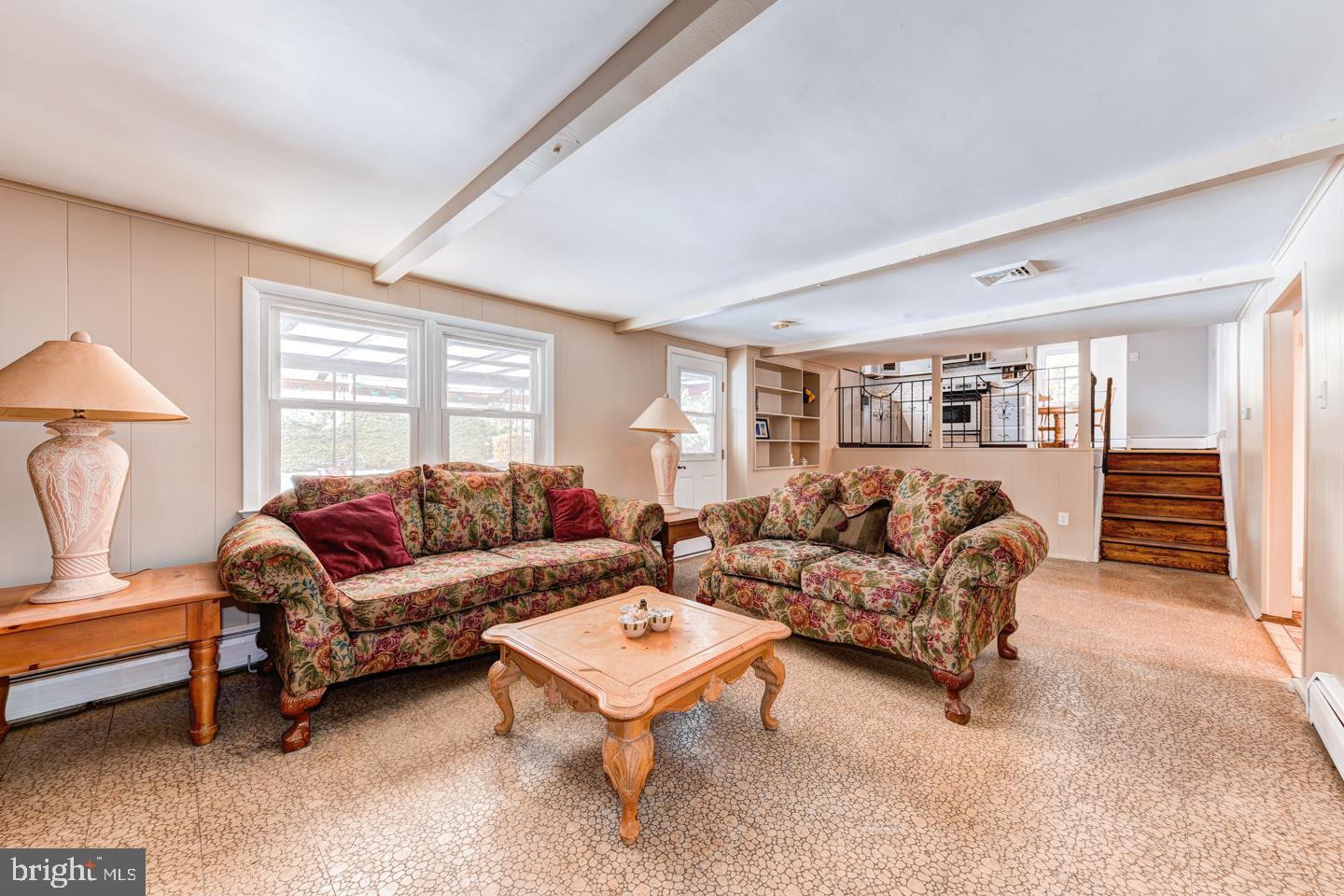 HILLWOOD TERR - Residential