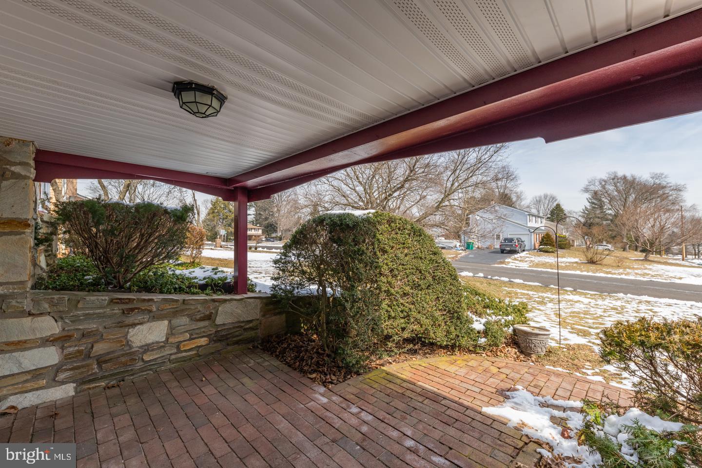 HILLWOOD TERR - Residential