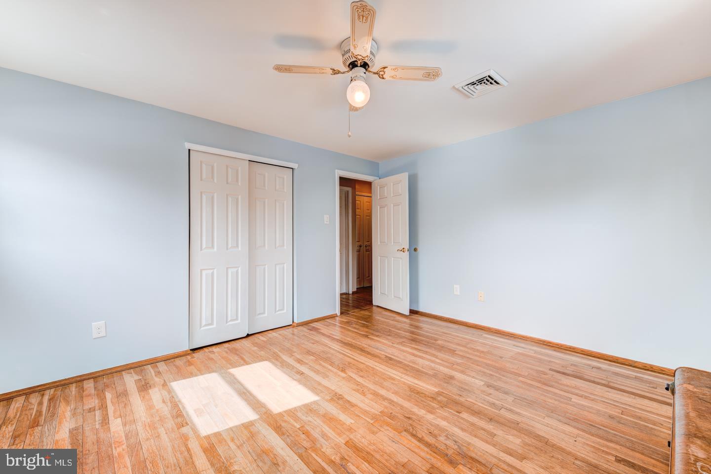 HILLWOOD TERR - Residential