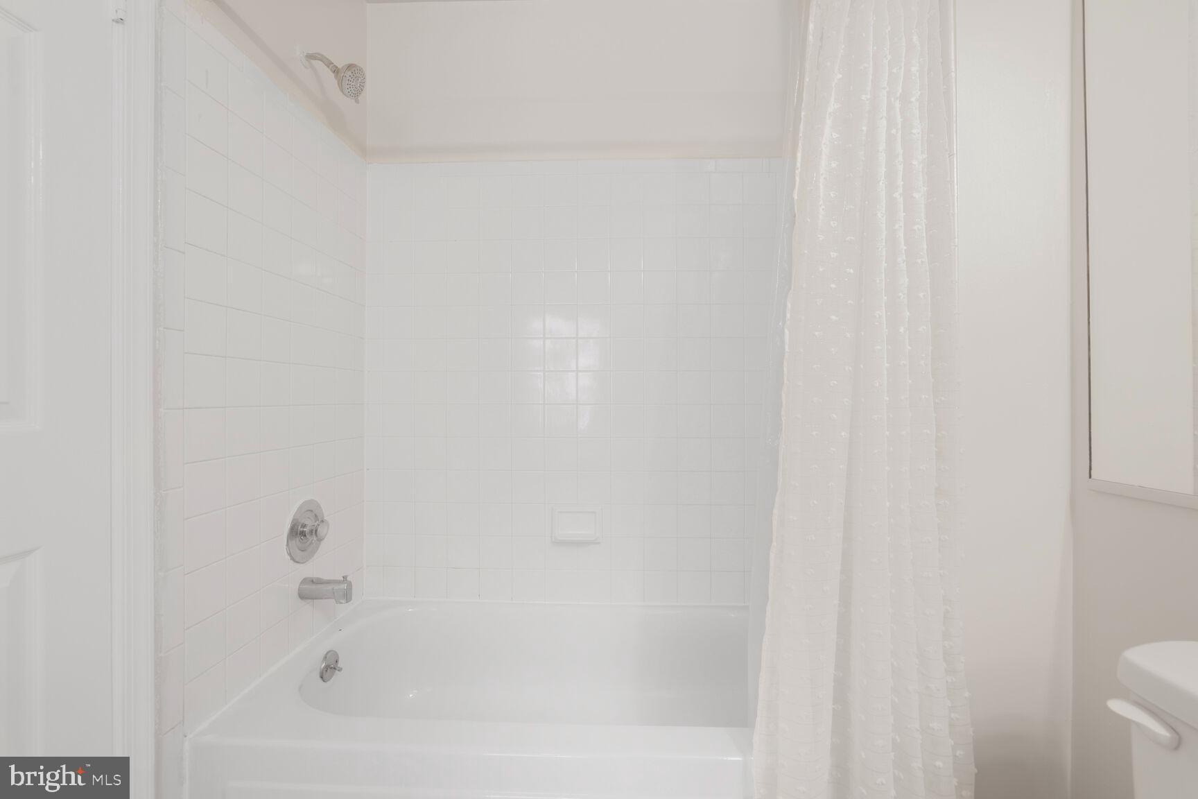 WOODFIELD AT MANCHESTER - Residential Lease