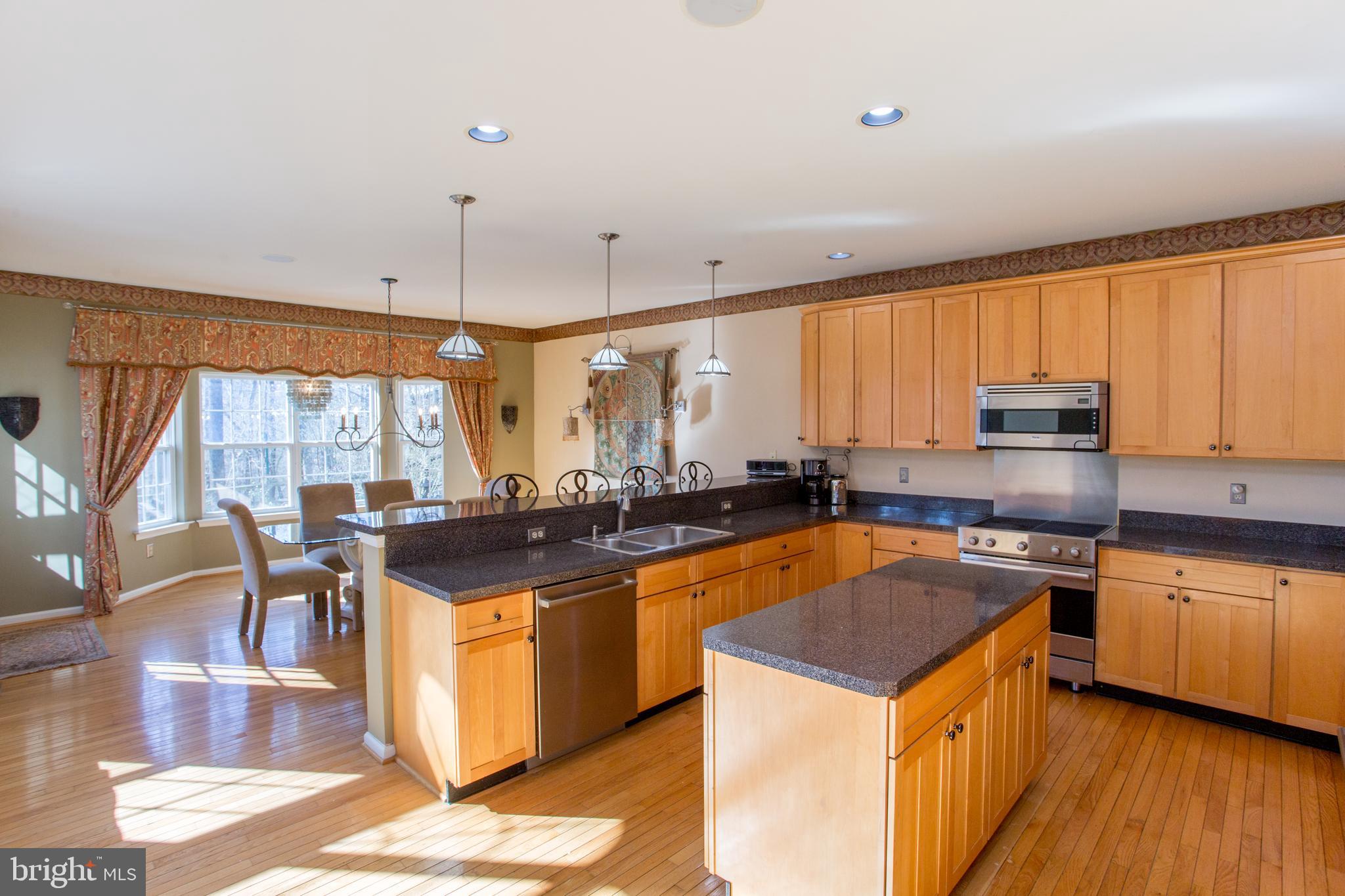 RIVERWOODS - Residential