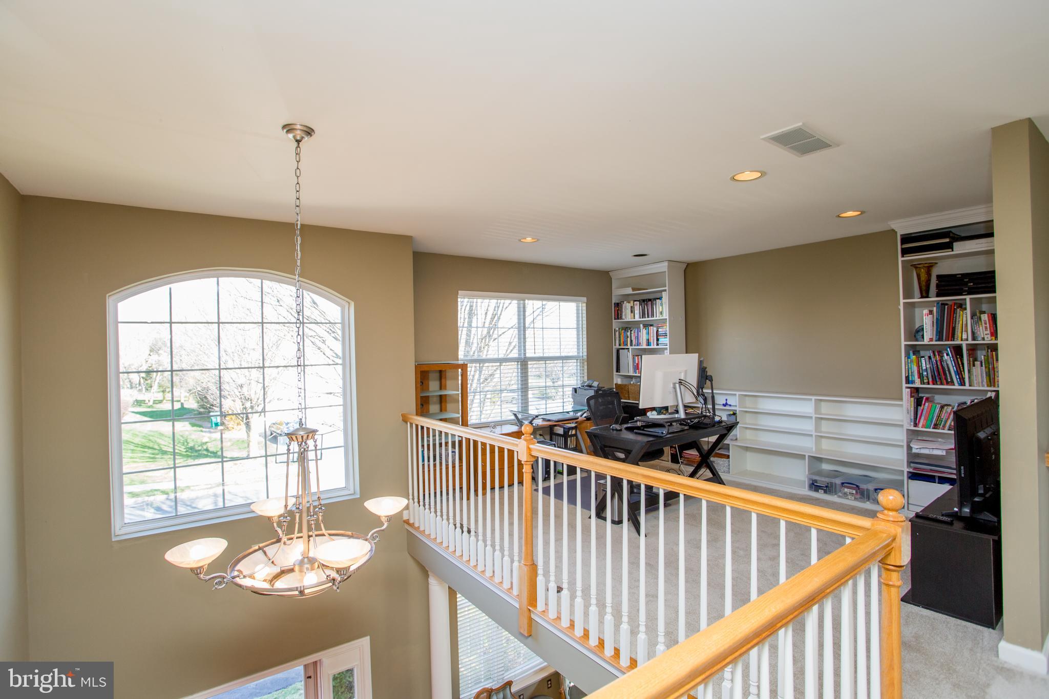 RIVERWOODS - Residential