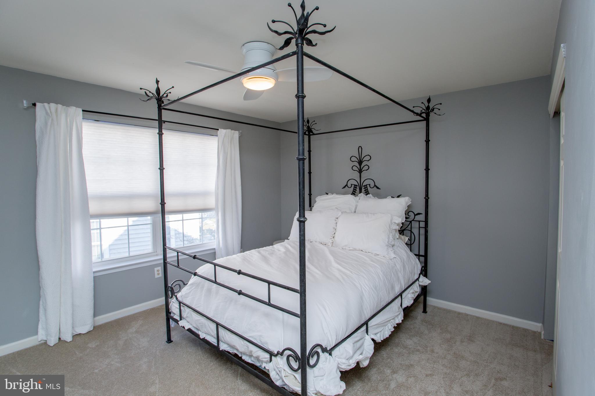 RIVERWOODS - Residential